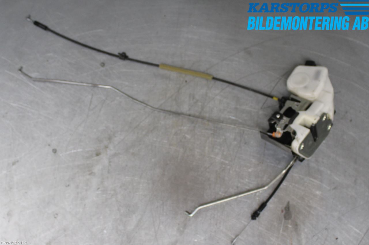 Mitsubishi PAJERO 06-15 Låskista-Dörrlås