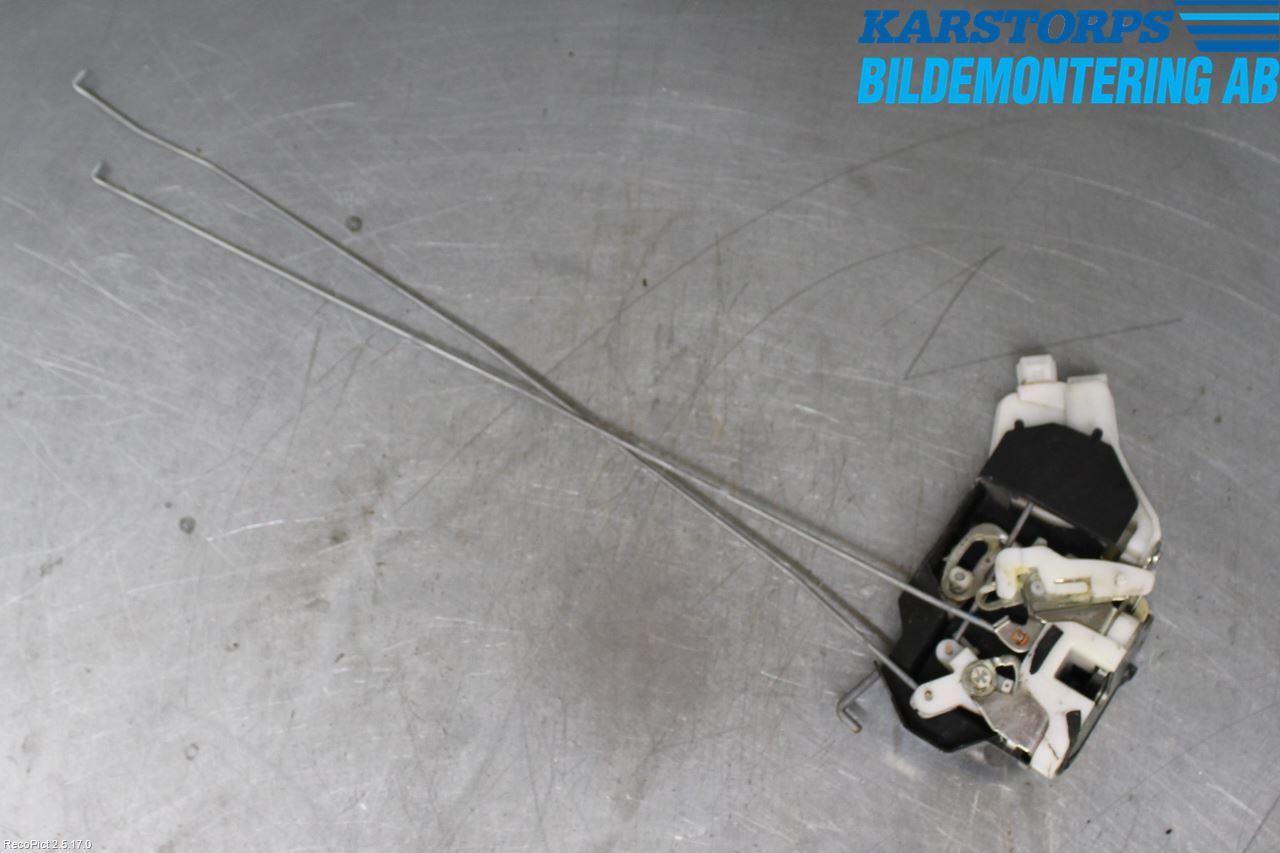 Mitsubishi PAJERO 06-15 Låskista-Dörrlås