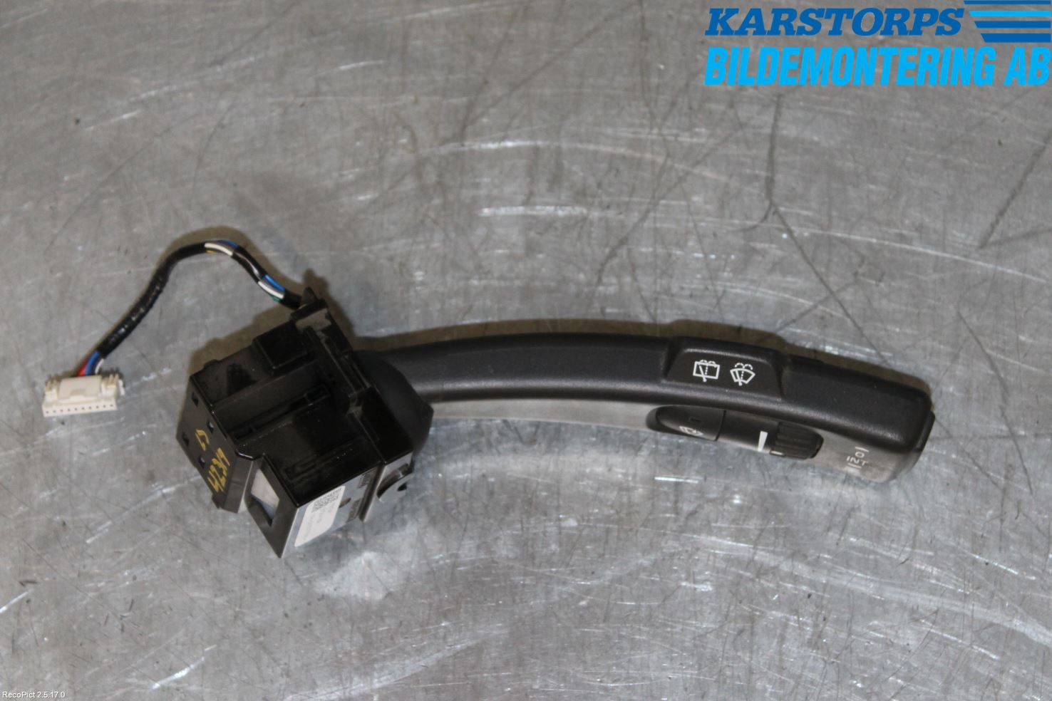 Volvo XC70 08-13 Spak Torkar-Spolomk