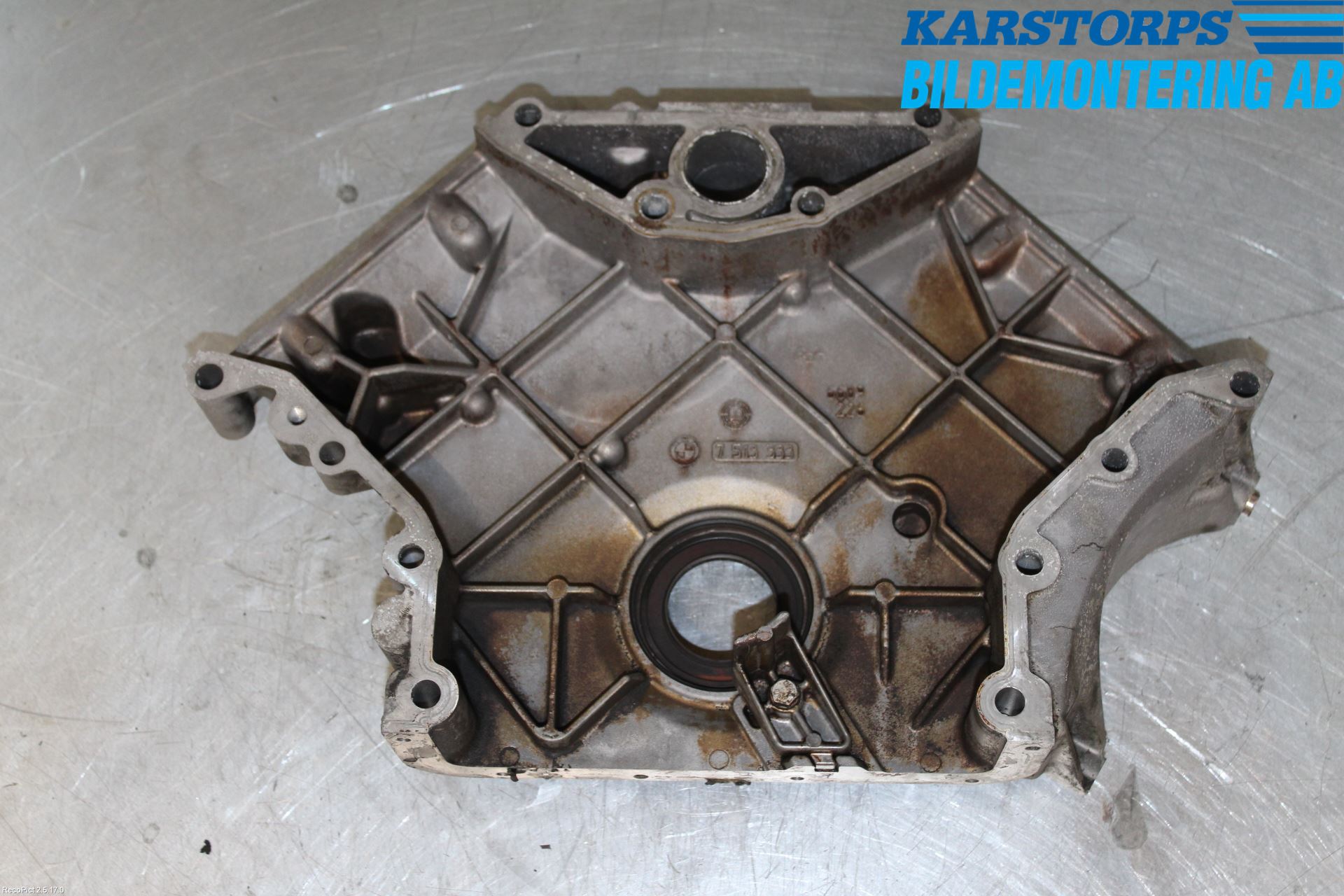 BMW 7 E65/66    00-08 Kamrem-Transmissionskåpa