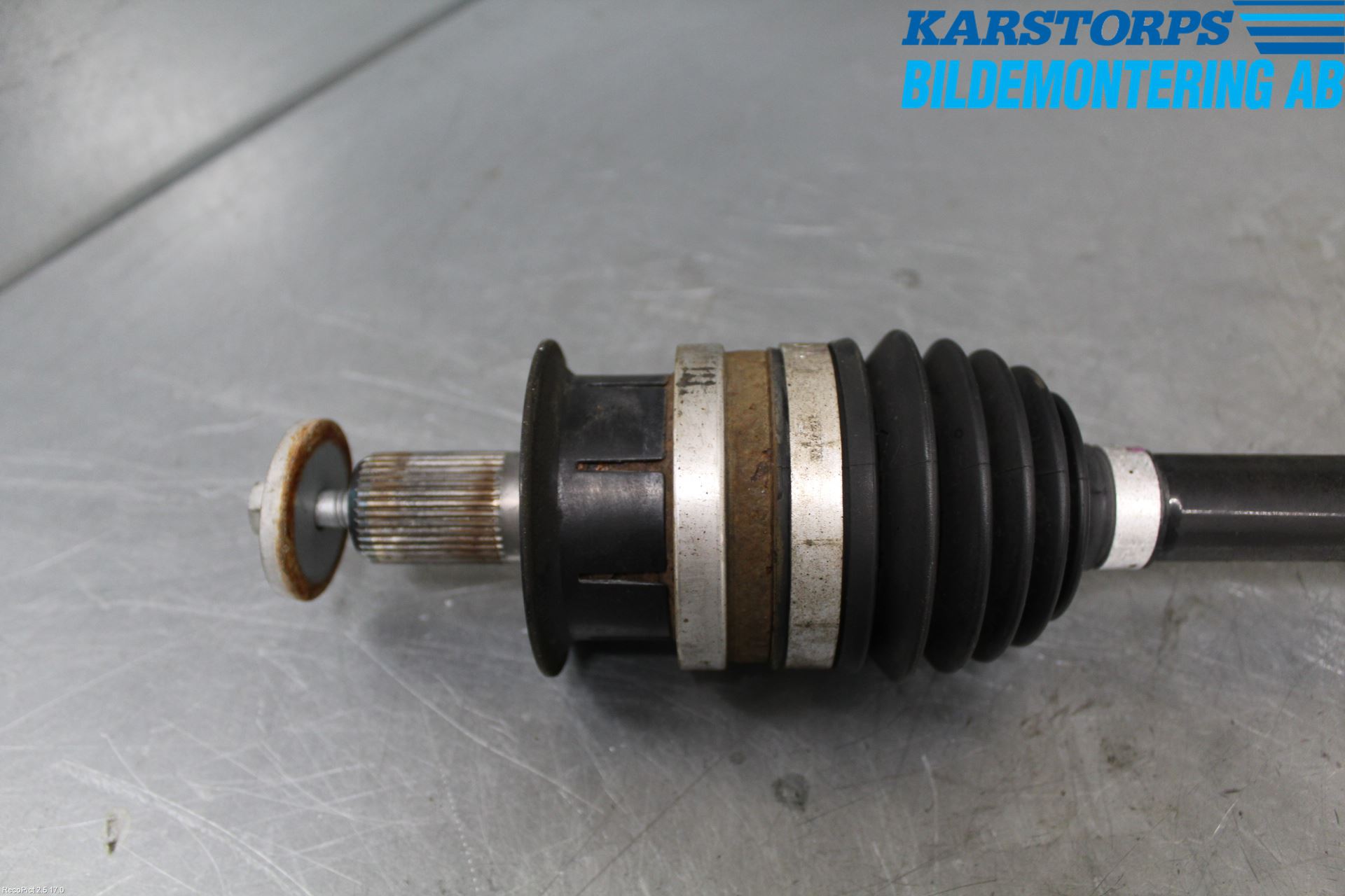 Volvo XC70 14-16 Drivaxel Bak Vänster