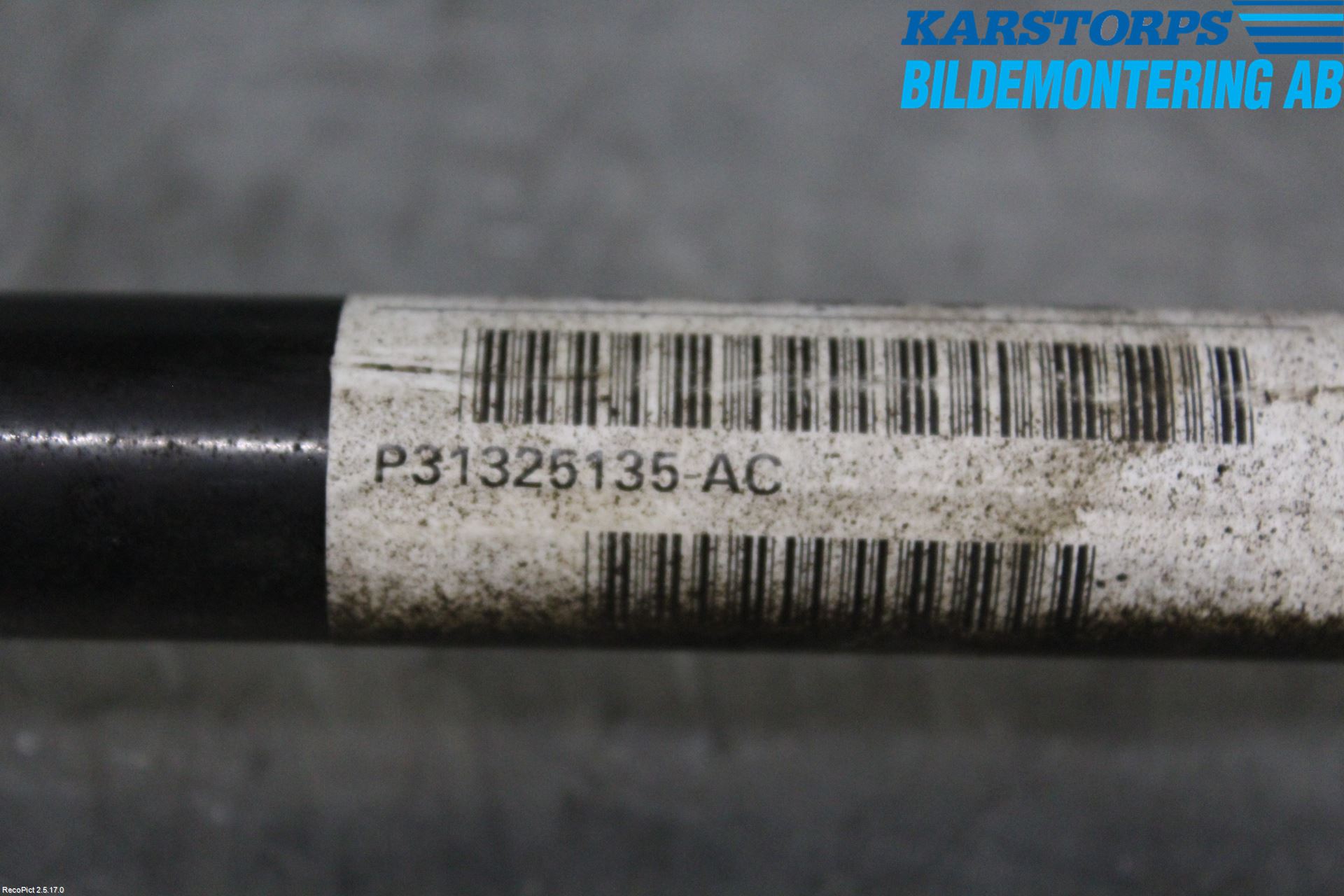 Volvo XC70 14-16 Drivaxel Bak Höger