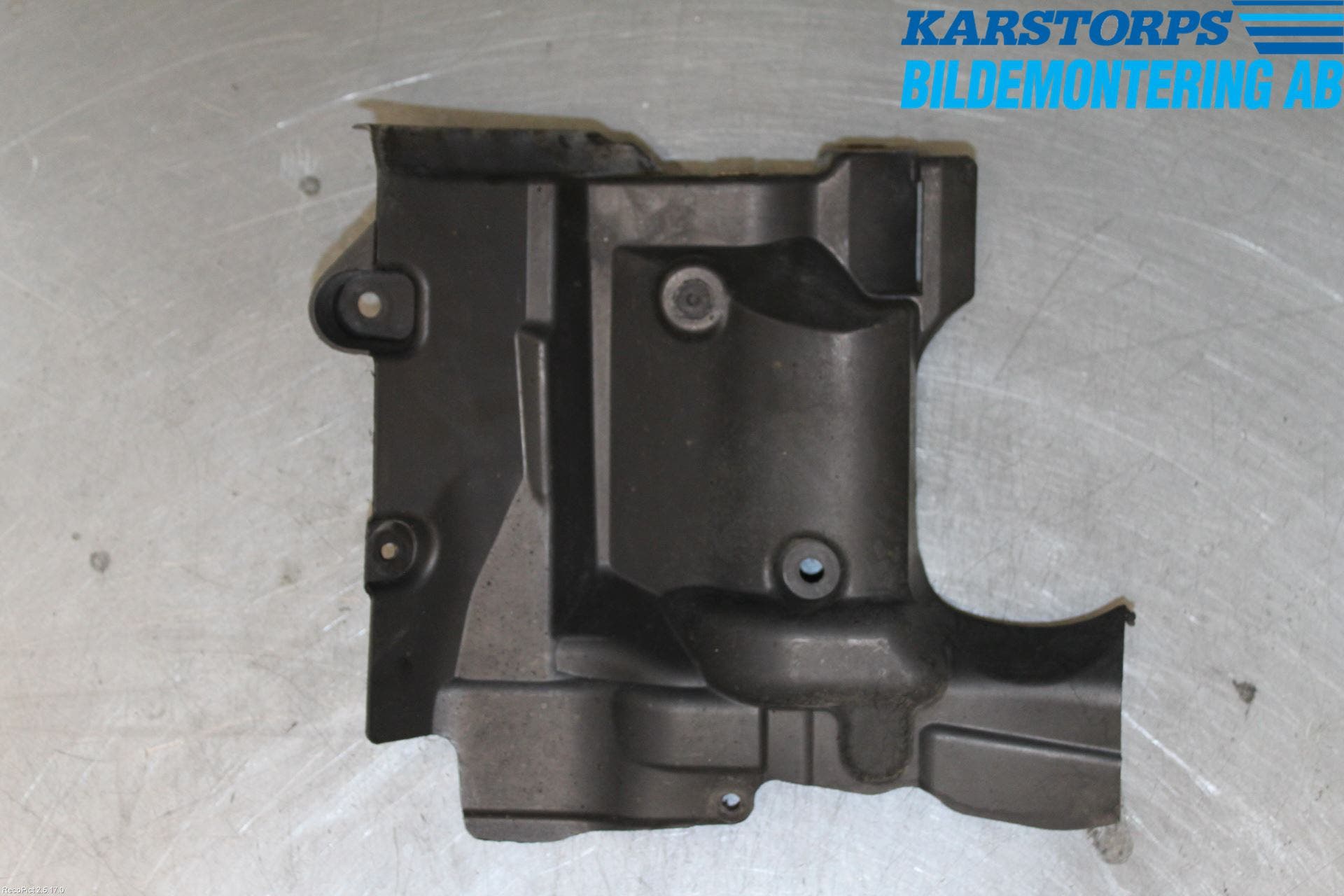 BMW 5 F10/F11/F18 09-17 Front Övrigt