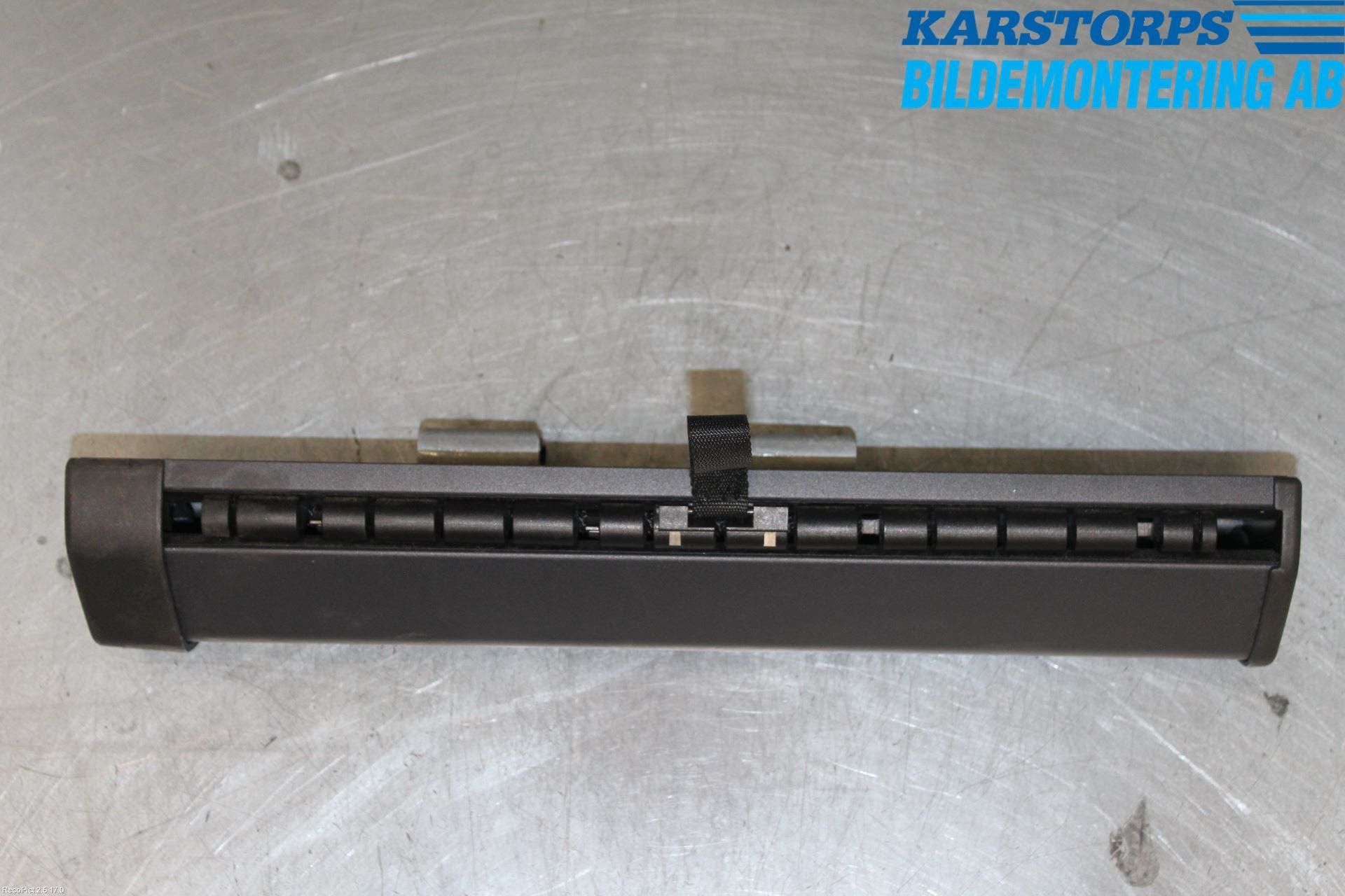 Volvo V70 14-16 Lastnät