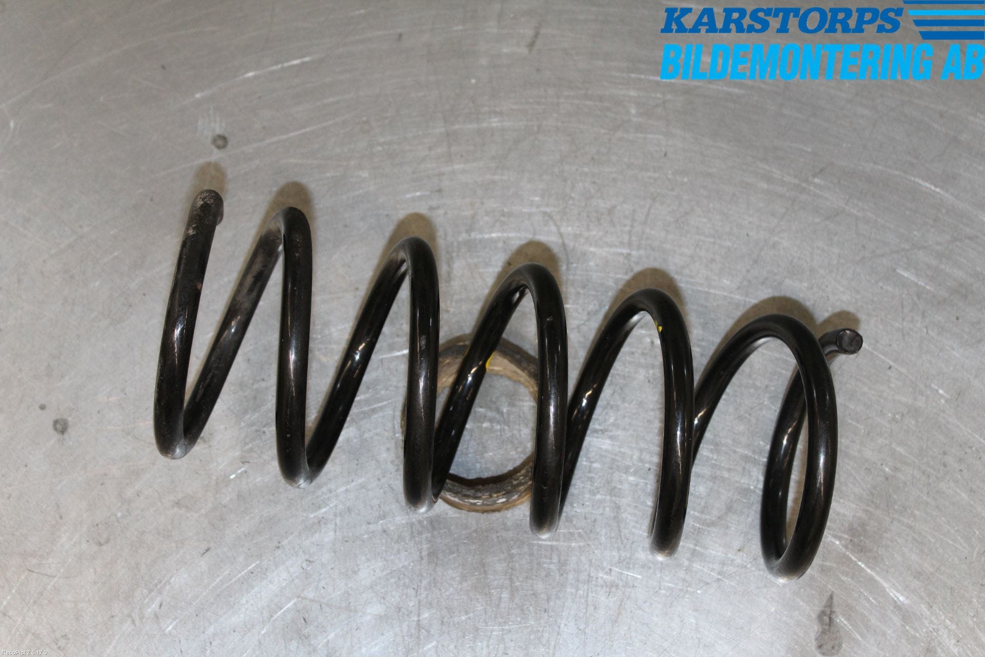 Volvo V60 CROSS COUNTRY 16-18 Fjäder Bak