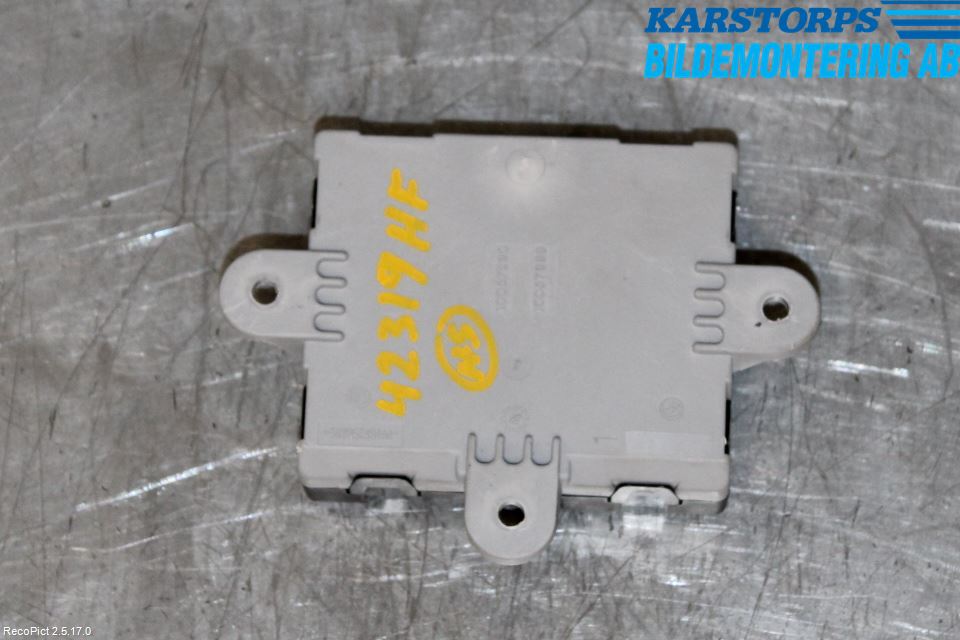 Volvo XC70 08-13 Styrenhet Dörr