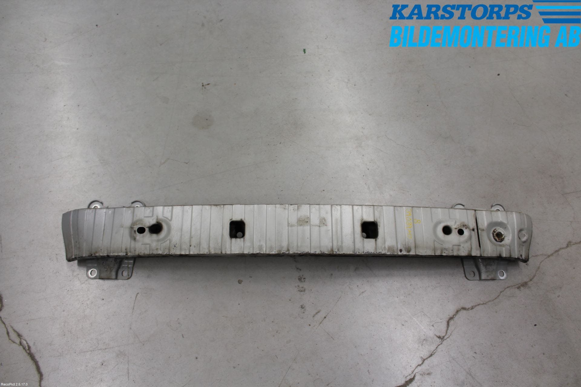 Volvo C30 07-10 Stötfångarbalk Bak