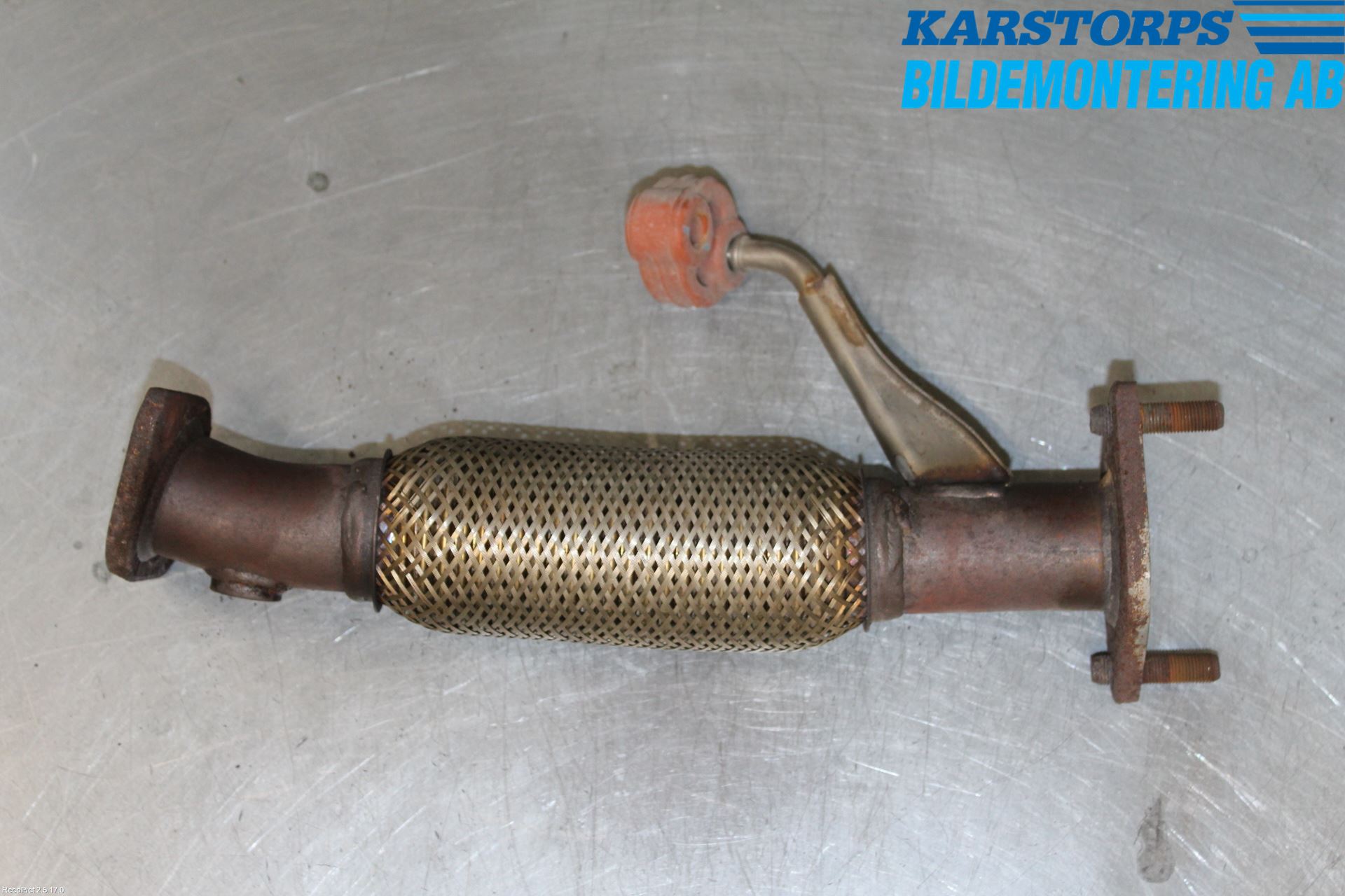 Kia VENGA 10-19 Avgas Främre Rör