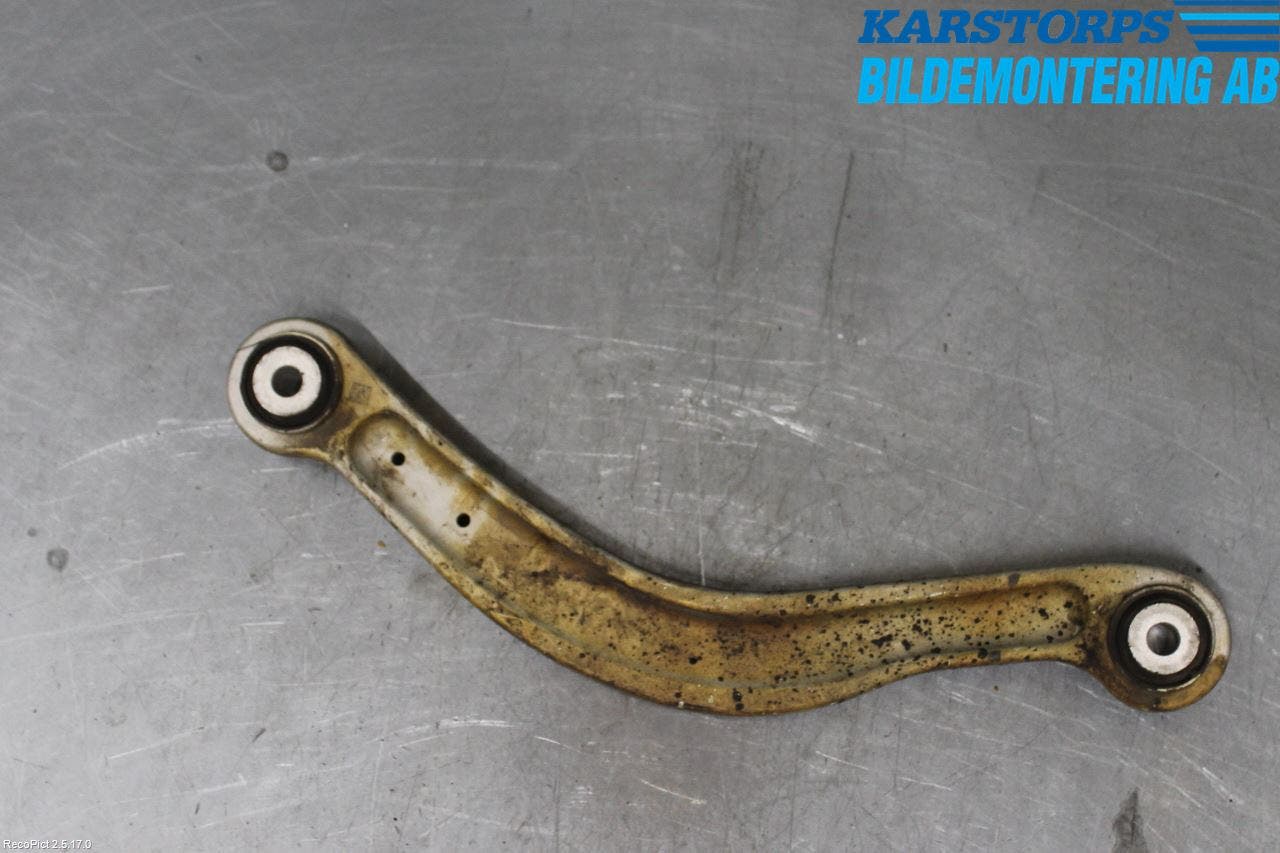 Mercedes-Benz MB C-KLASS (W205) 14-21 Bärarm Bak Övre Vänster