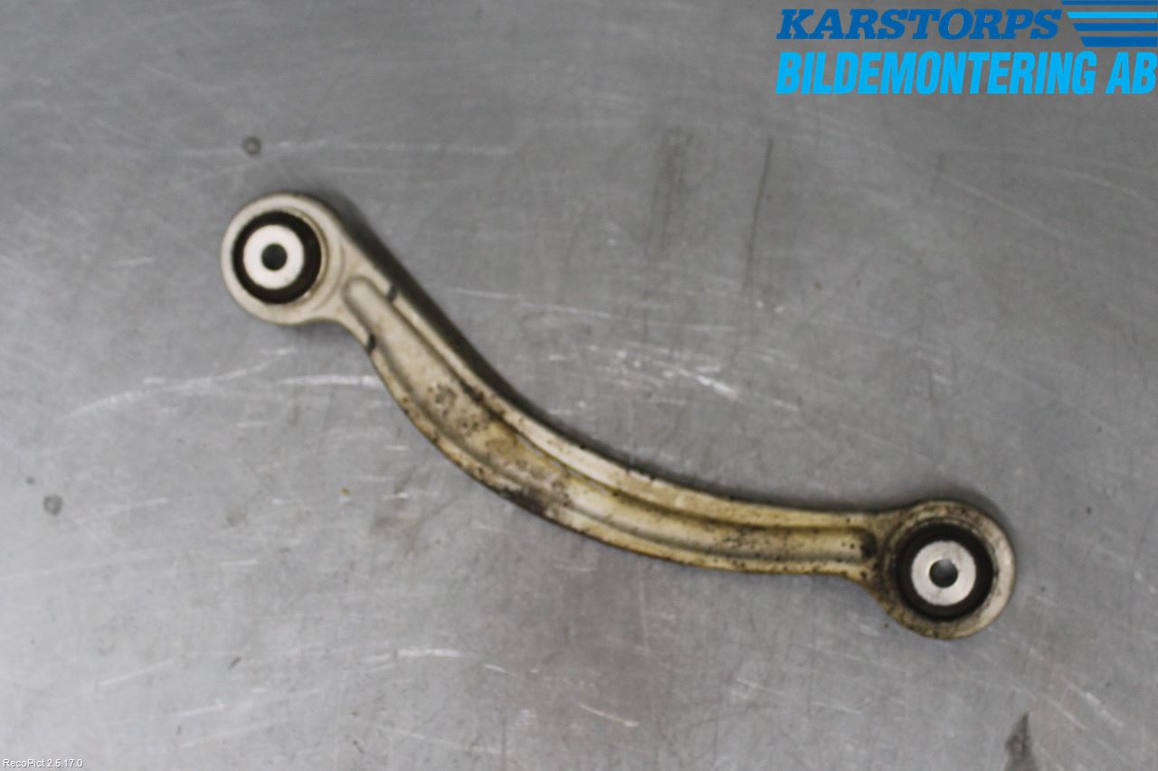 Mercedes-Benz MB C-KLASS (W205) 14-21 Momentstag Bak