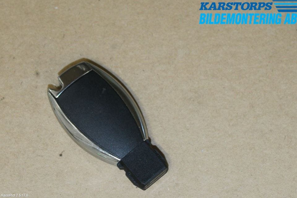 Mercedes-Benz MB C-KLASS (W205) 14-21 Fjärrkontroll Larm-Centrallås