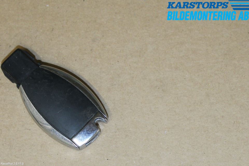 Mercedes-Benz MB C-KLASS (W205) 14-21 Fjärrkontroll Larm-Centrallås