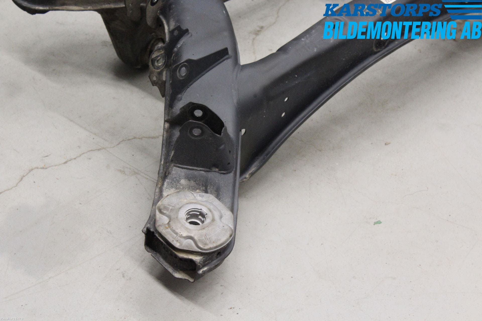 Mercedes-Benz MB C-KLASS (W205) 14-21 Bakaxelbalk