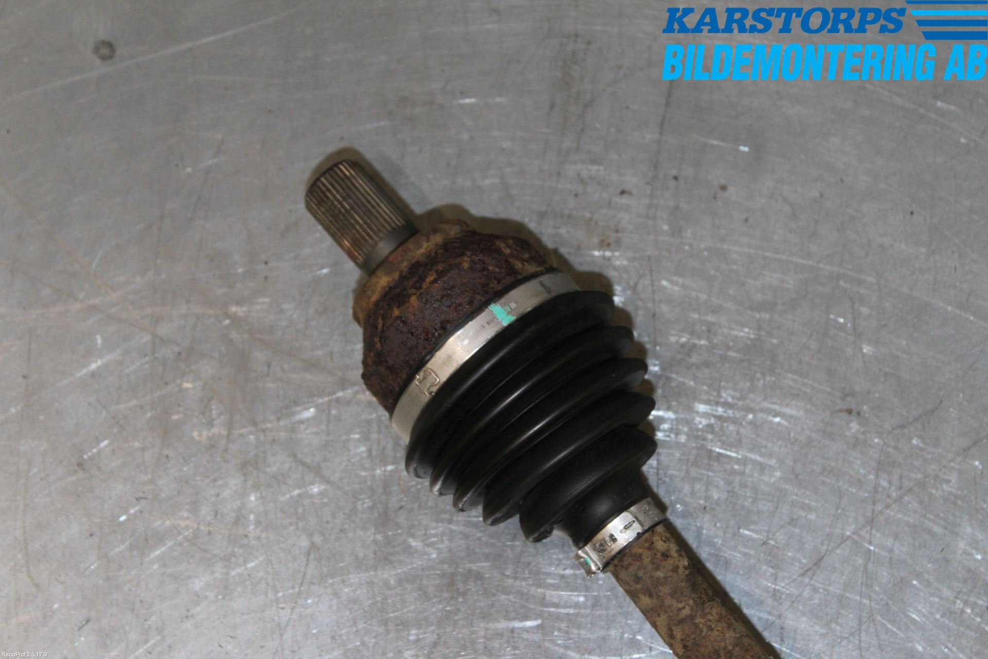 Volvo C30 07-10 Drivaxel Fram Vänster