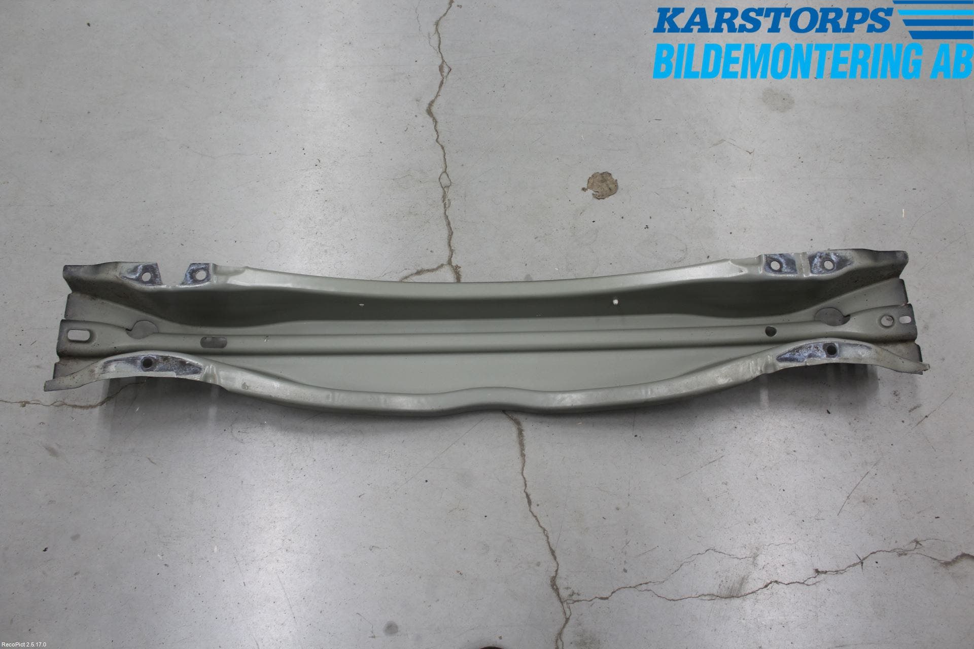Volvo V70 14-16 Stötfångarbalk Bak