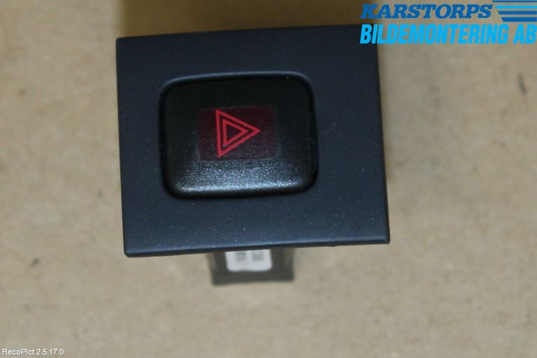 Volvo V70 14-16 Strömställare Varnings