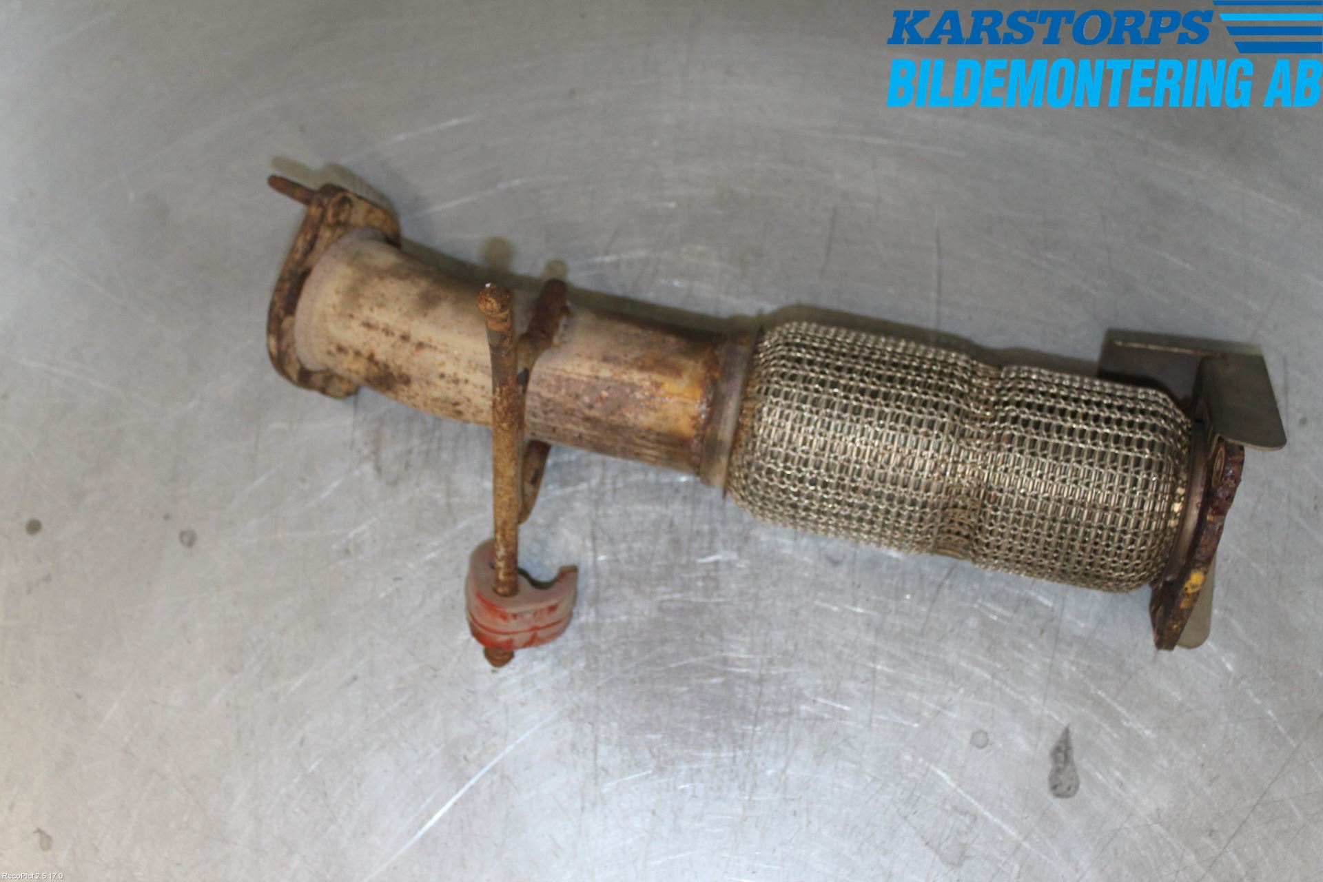 Volvo V70 14-16 Avgas Främre Rör