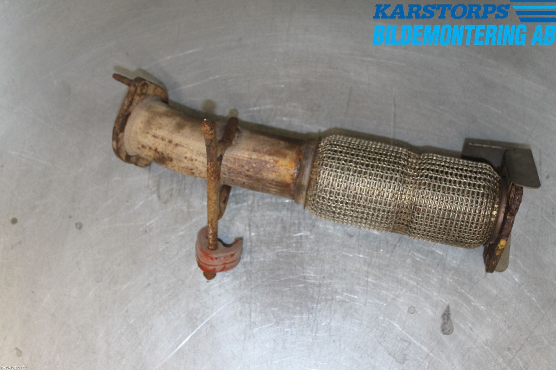 Volvo V70 14-16 Avgas Främre Rör