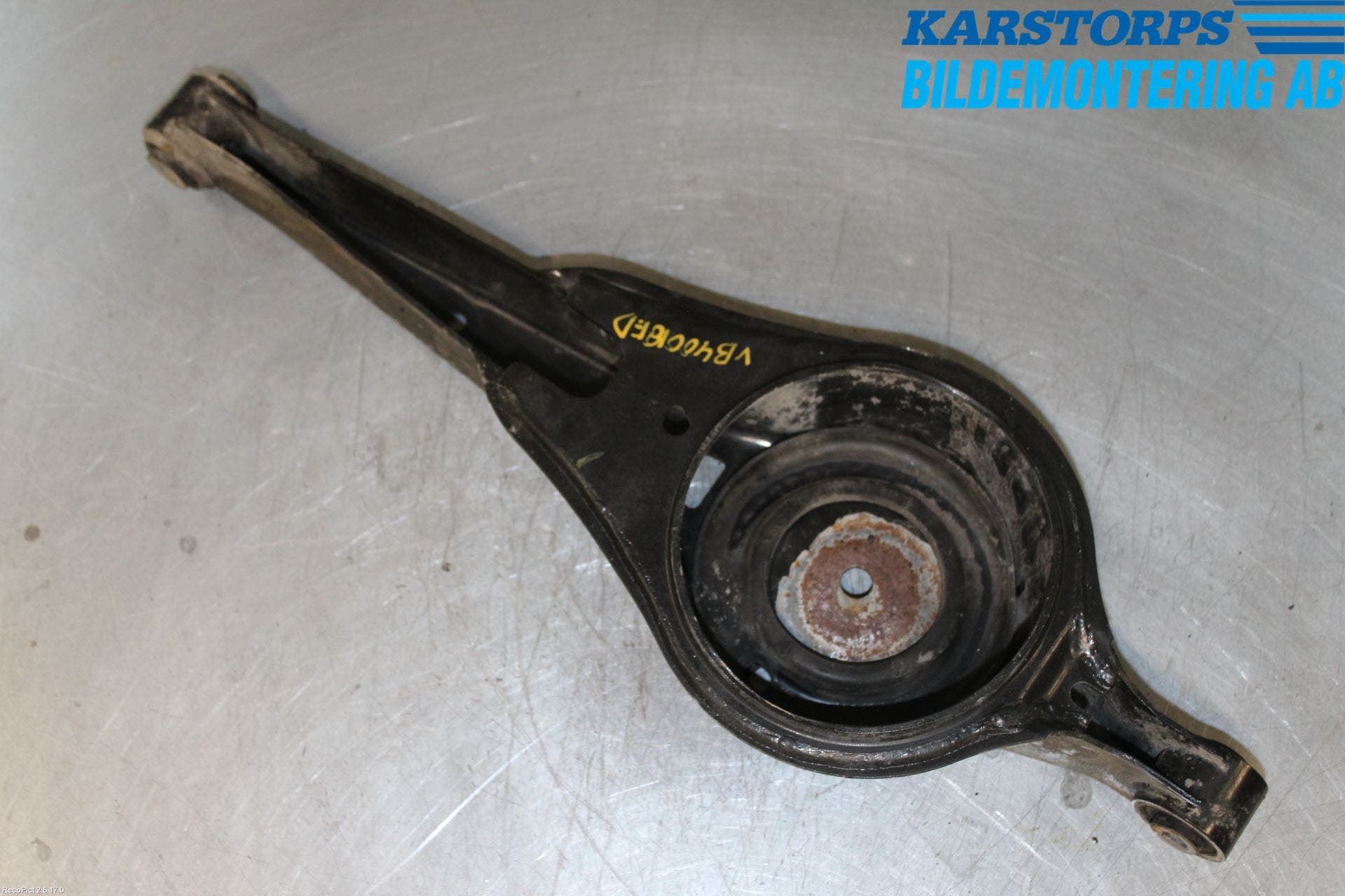 Volvo V70 14-16 Bärarm Bak Vänster