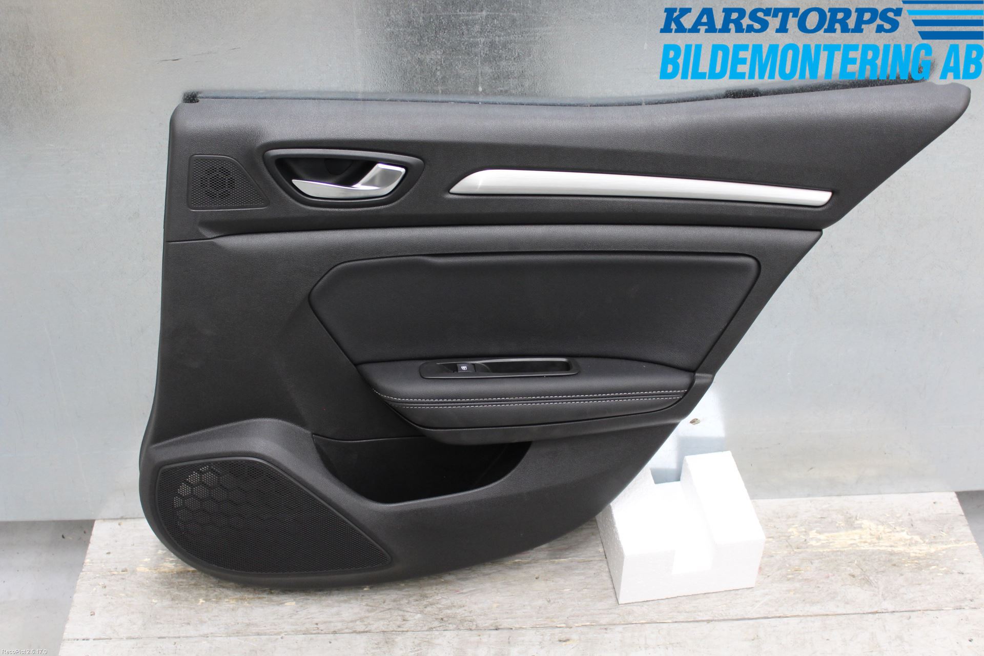 Renault MEGANE IV 16-23 Dörrklädsel Hö