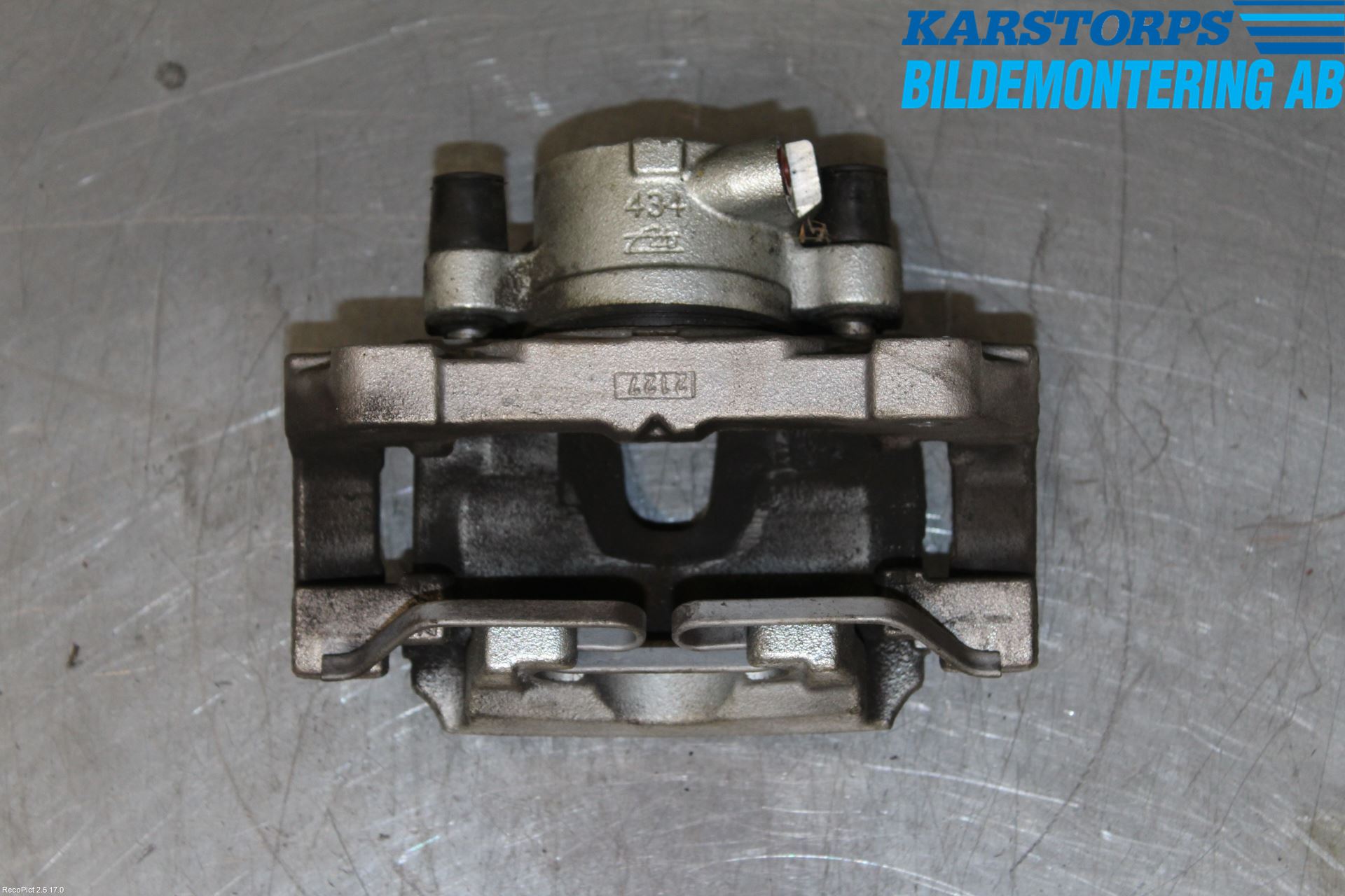 Volvo V90 17->> Bromsok Fram Höger