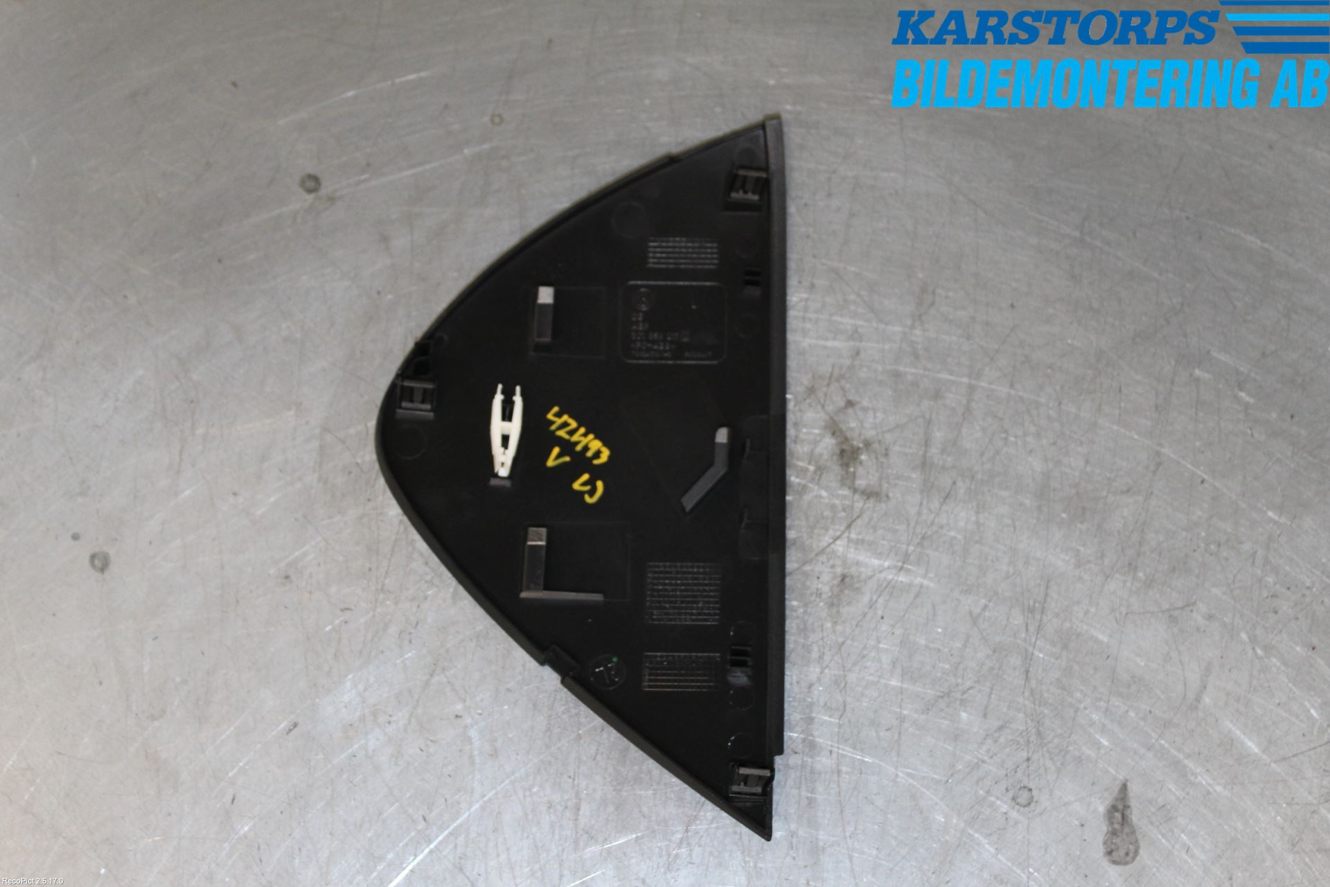 Volkswagen VW PASSAT 11-14 Instrumentbräda