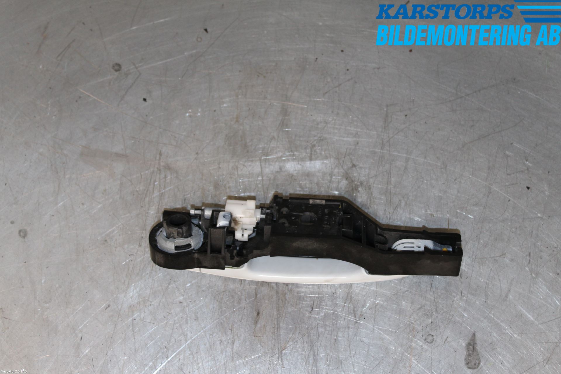 Renault CLIO III  09-12 Dörrhandtag Yttre Hö