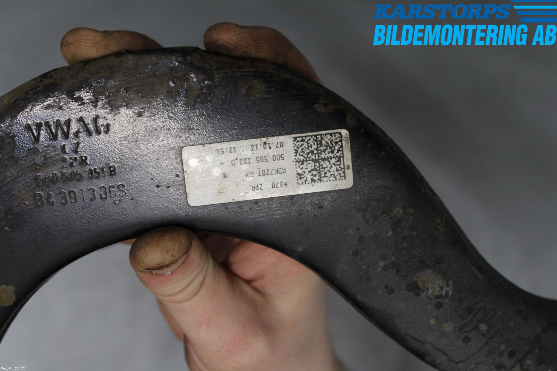 Volkswagen VW PASSAT 11-14 Bärarm Bak Övre Höger