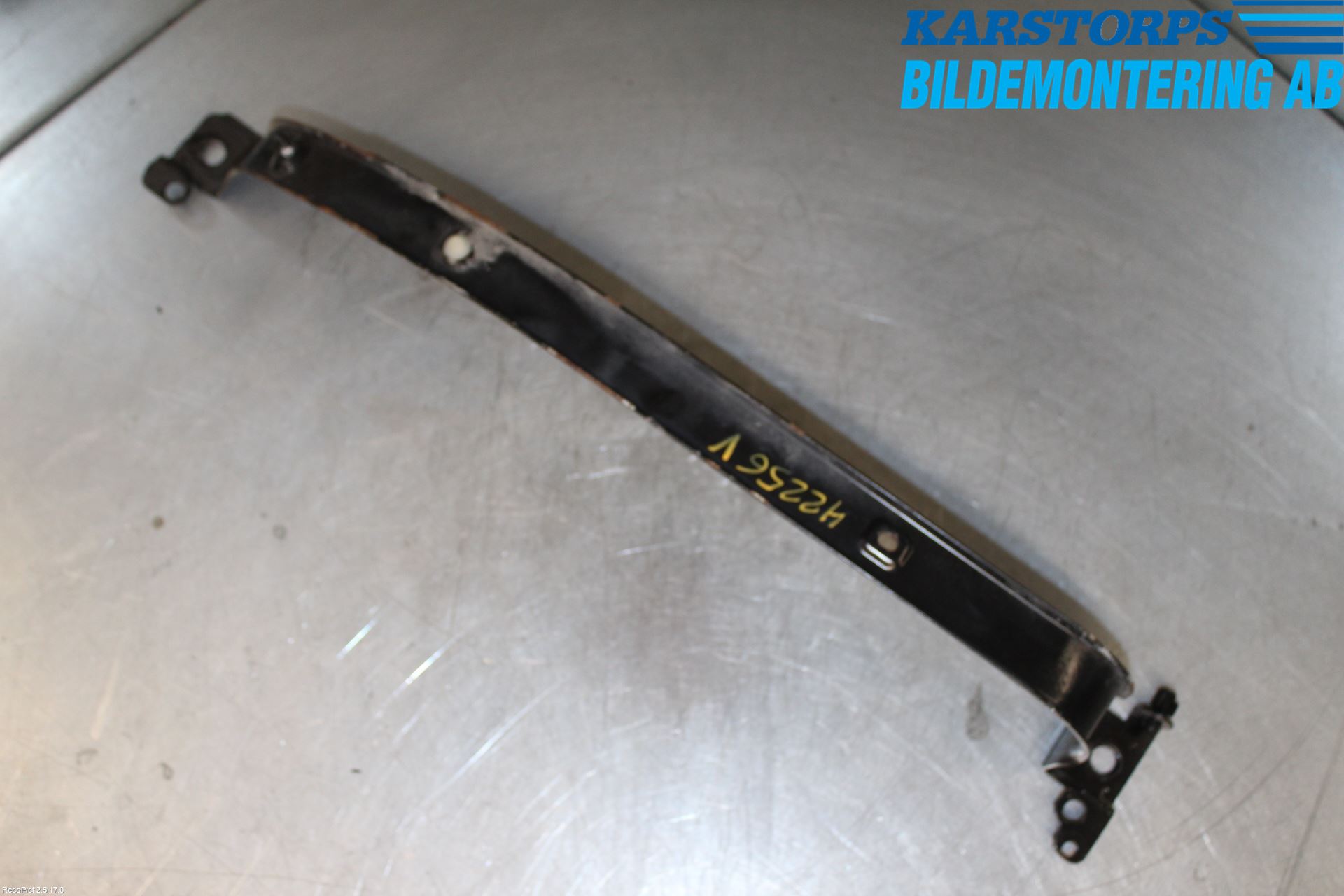 Volvo S60 11-13 Bränsletanksband