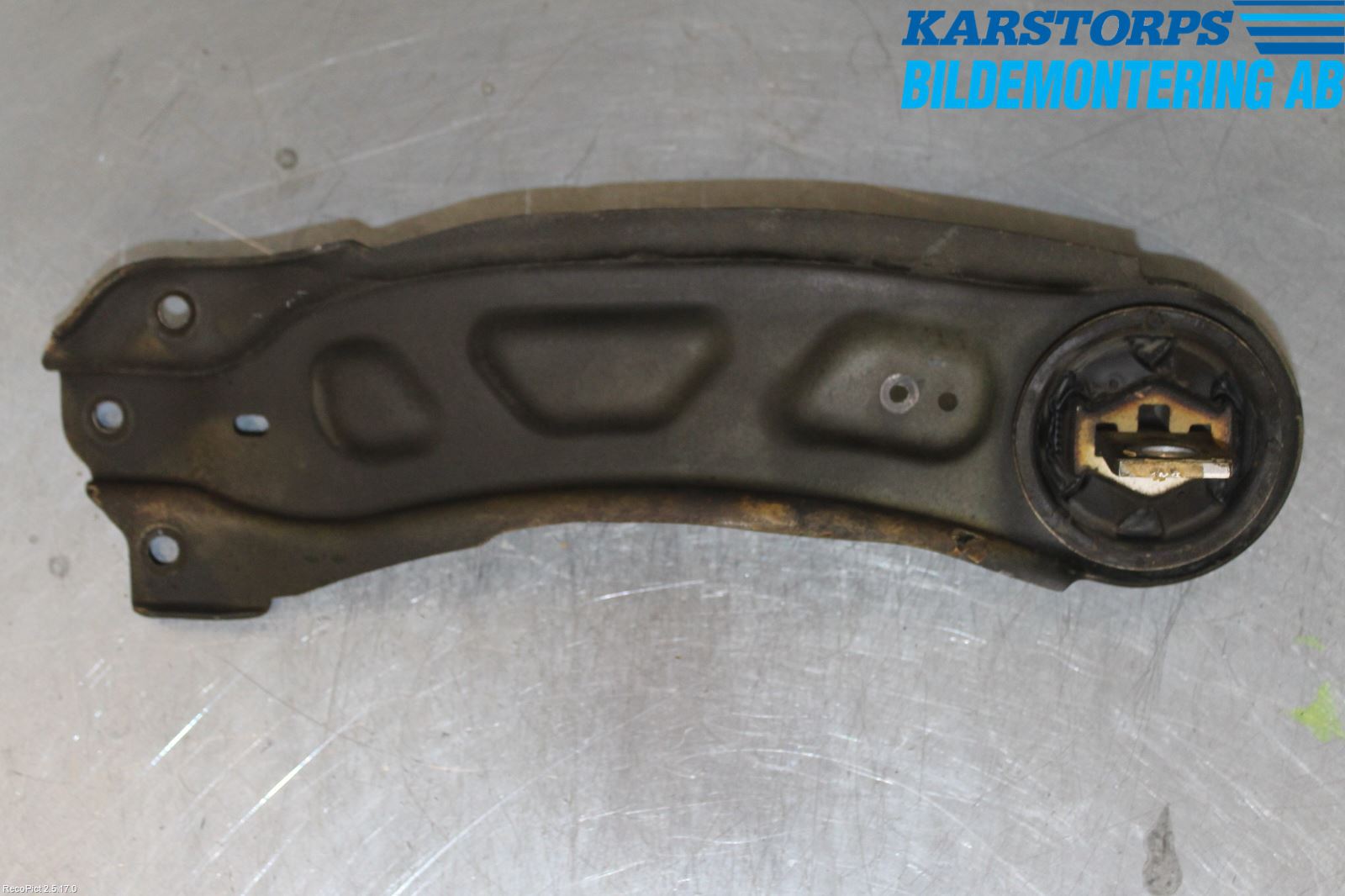 Mercedes-Benz MB A-KLASS (W176) 13-18 Bärarm Bak Höger