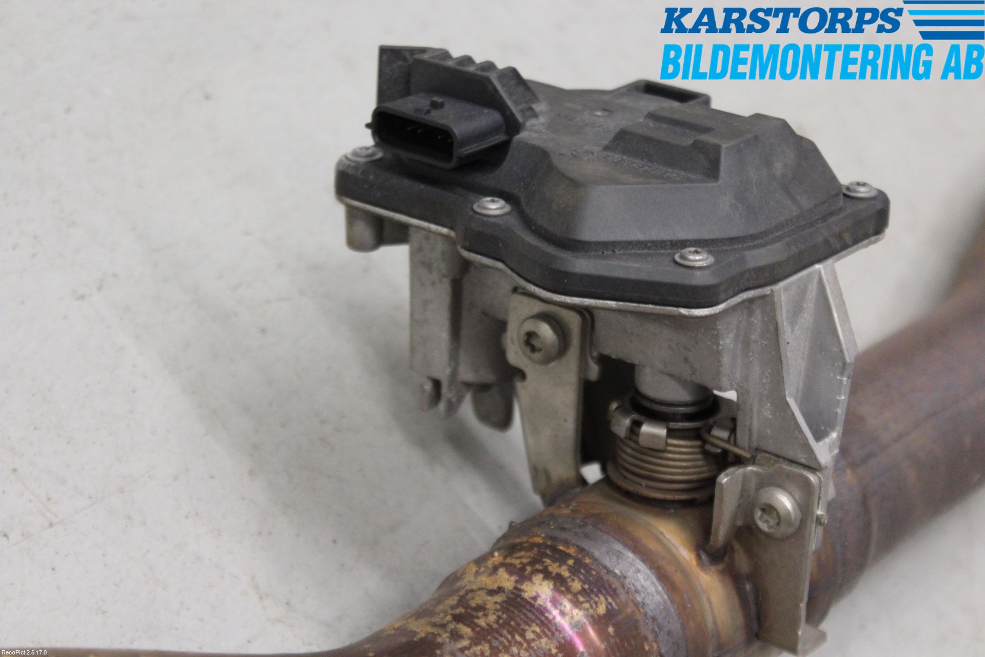 Renault MEGANE IV 16-23 Avgas Främre Rör