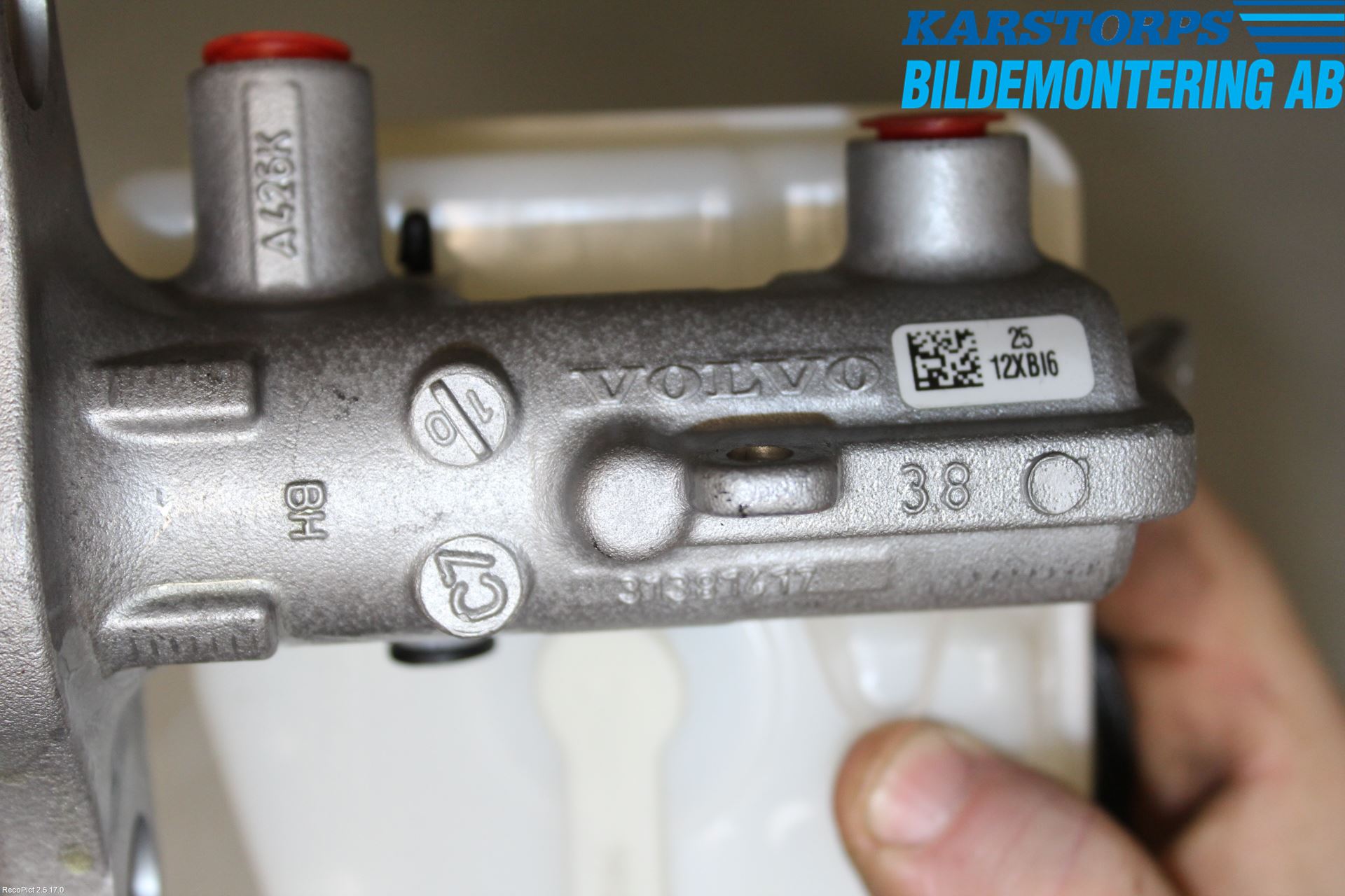 Volvo V90 17->> Broms Huvudcylinder