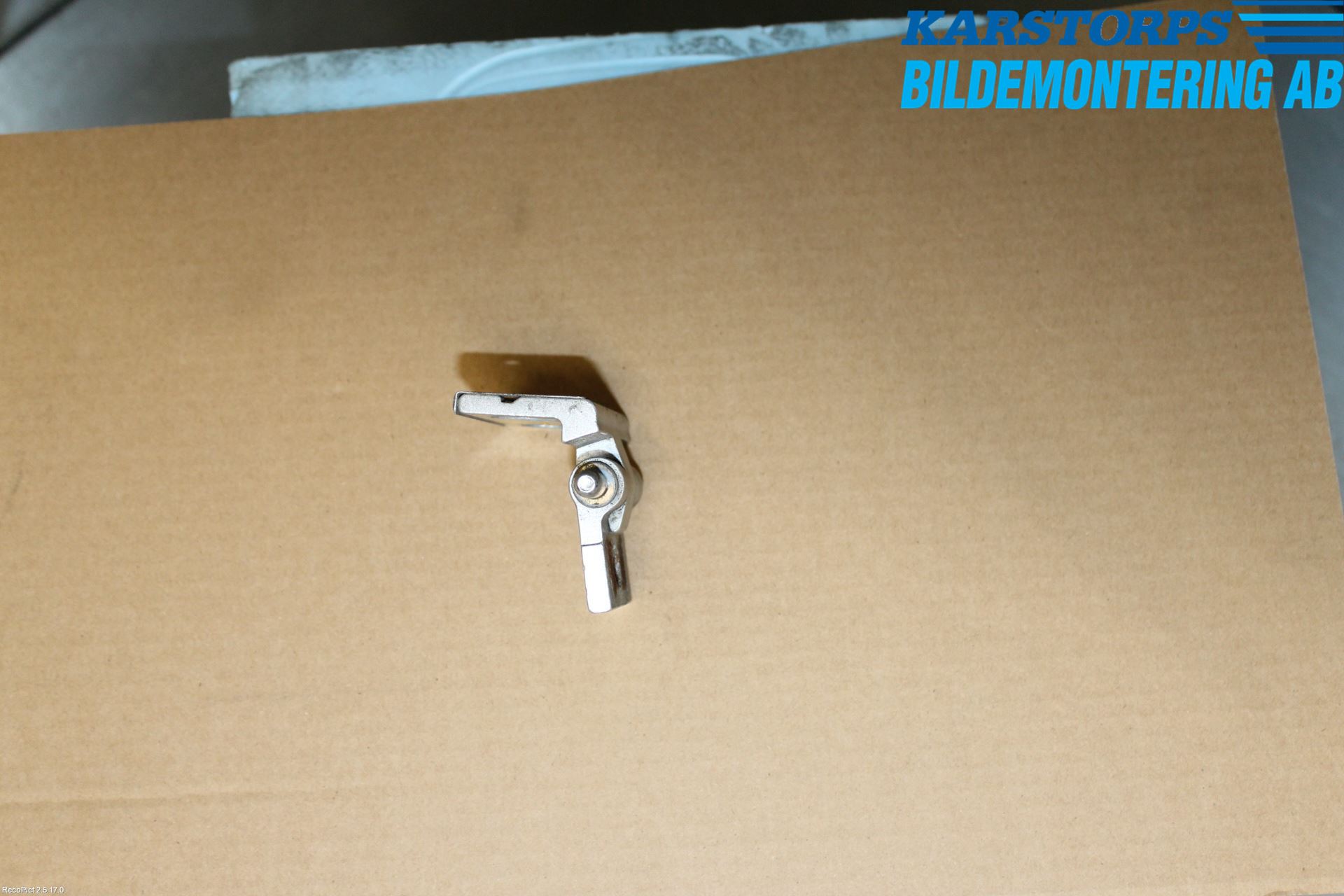 Volvo XC90 03-06 Dörrgångjärn