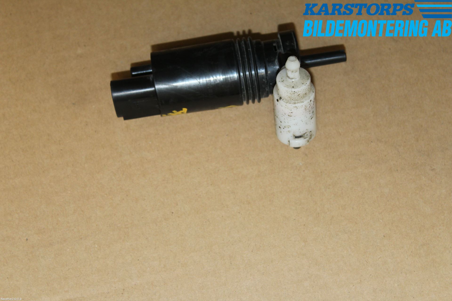 Mercedes-Benz MB A-KLASS (W176) 13-18 Spolarpump Vindruta