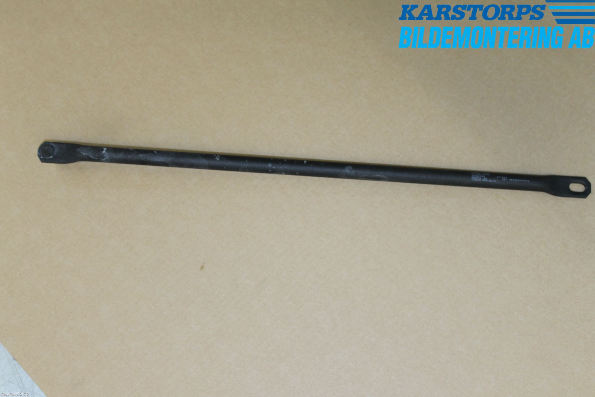 Volvo V90 17->> Motorbalk