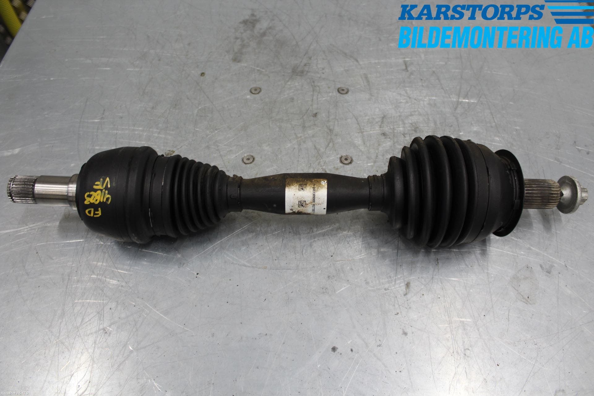 Mercedes-Benz MB A-KLASS (W176) 13-18 Drivaxel Fram Vänster