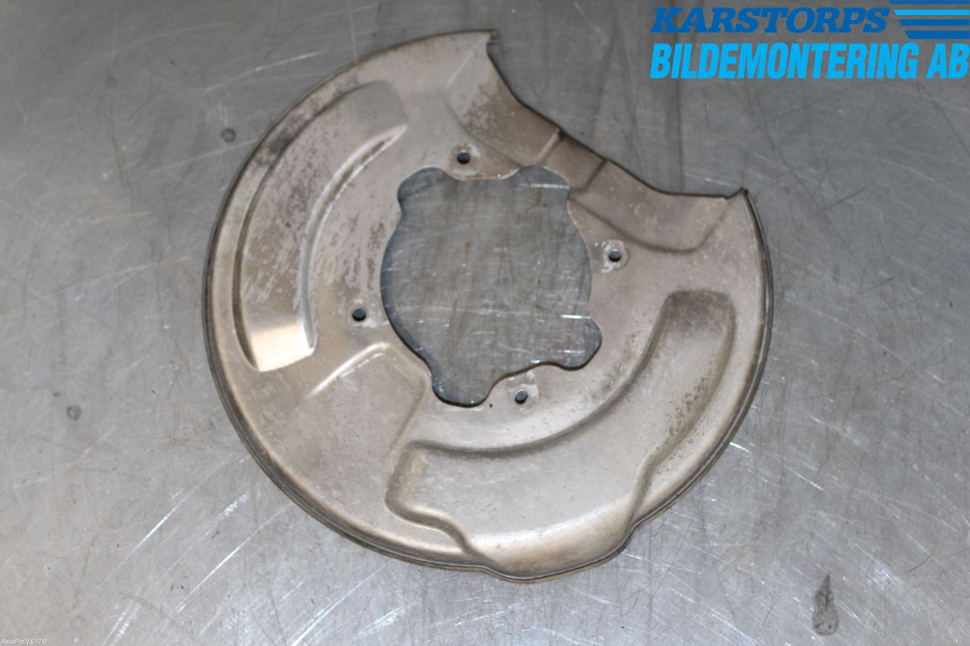 Volvo V90 17->> Bromssköld Bak