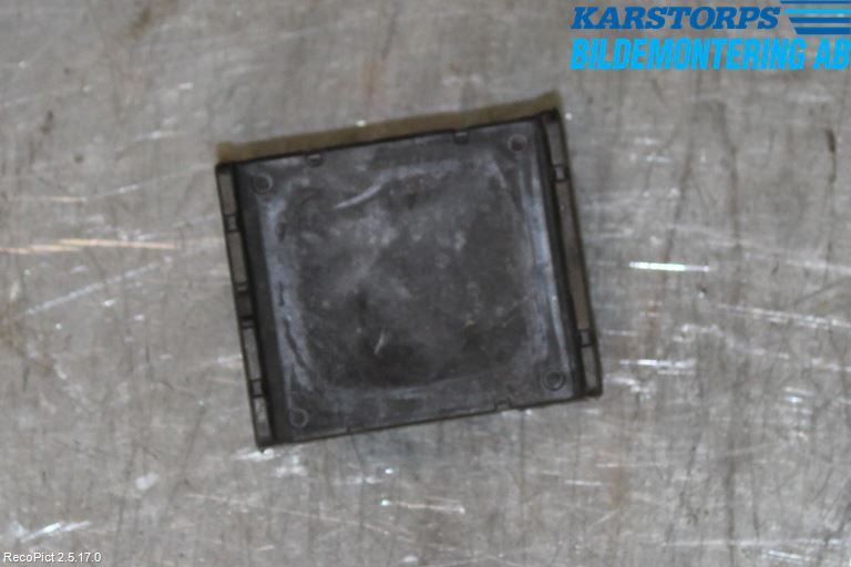 Volvo V90 17->> Bladfjäderhänke Bak