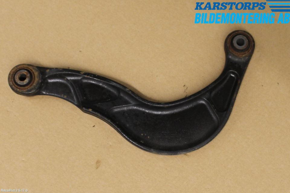 Volvo V70 14-16 Bärarm Bak Övre Vänster