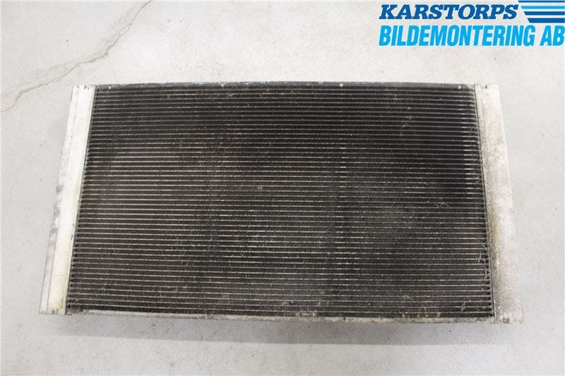 Volvo V50 04-07 Kylare Man