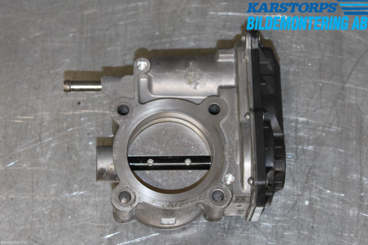 Toyota AURIS 13-19 Injspjällhus