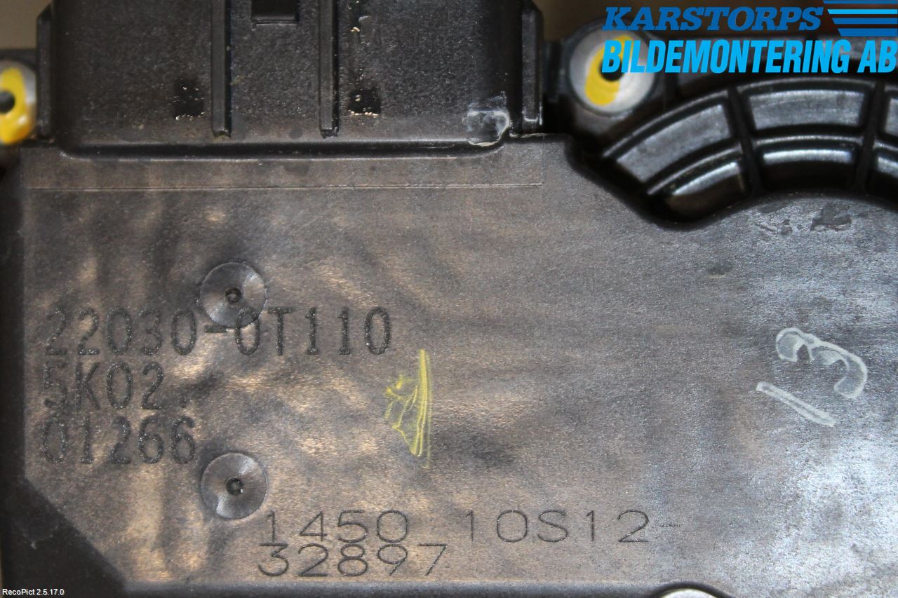 Toyota AURIS 13-19 Injspjällhus