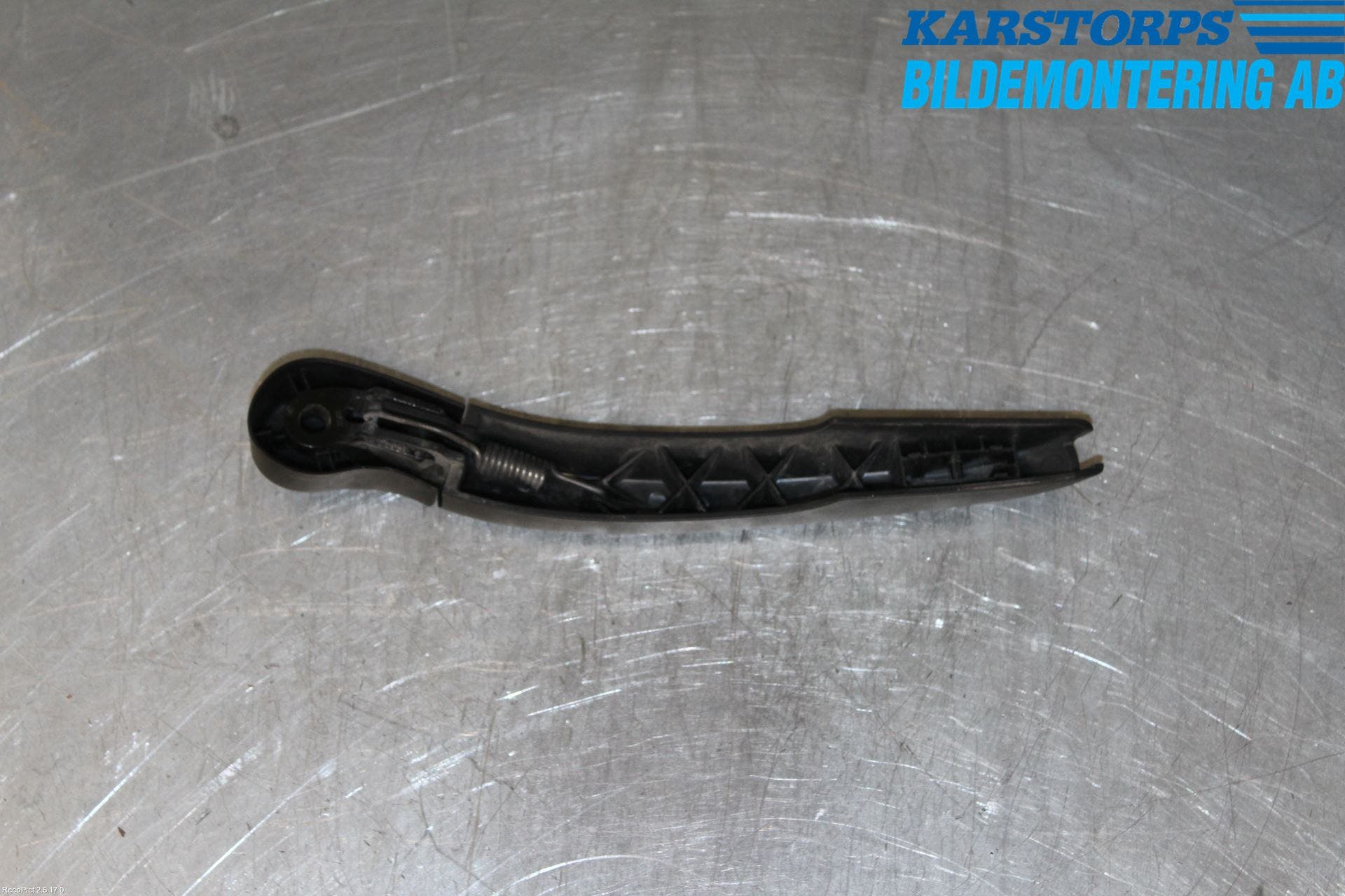 BMW 3 F30/F31/F80 12-19 Torkararm-Bakruta