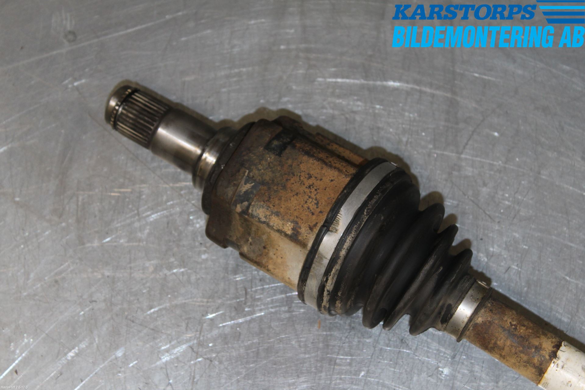 Toyota HILUX 05-16 Drivaxel Fram Höger