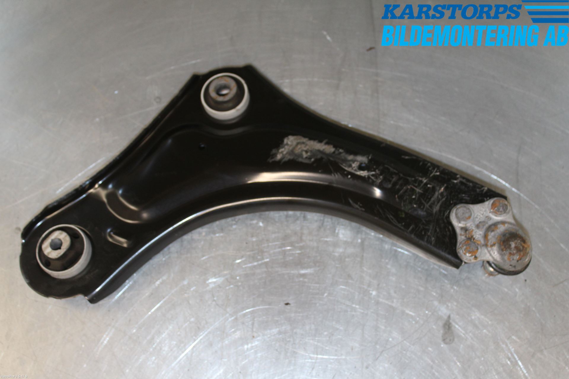 Renault MEGANE III 09-15 Bärarm Fram Undre Vä