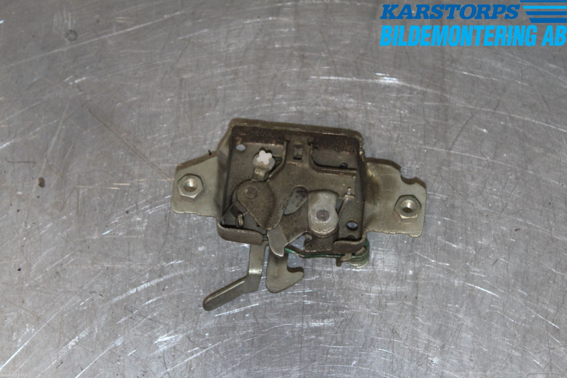 Renault CLIO III  06-09 Huvlås