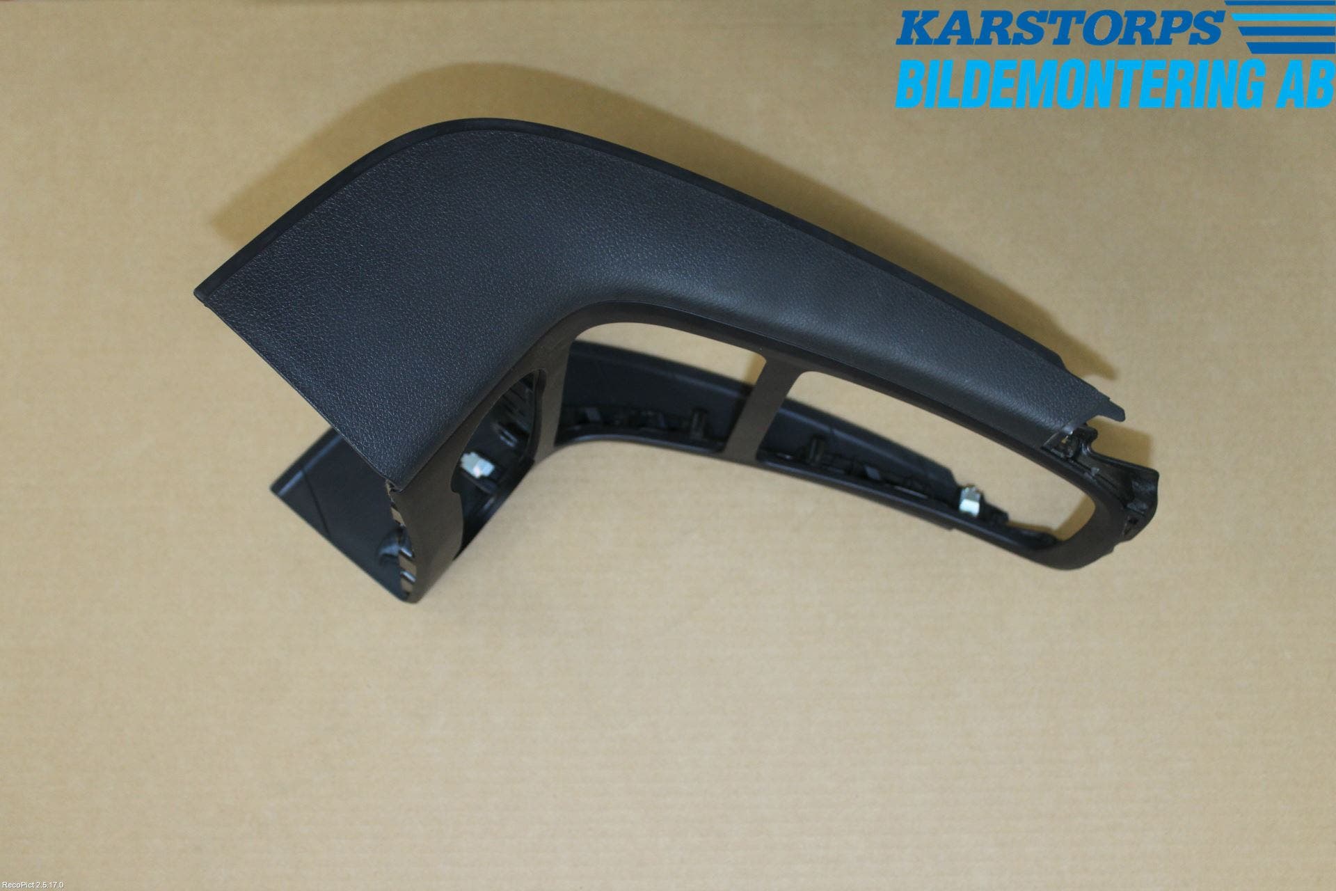 Mercedes-Benz MB B-KLASS (W246/W242) 12-19 Instrumentkonsoll Mitt