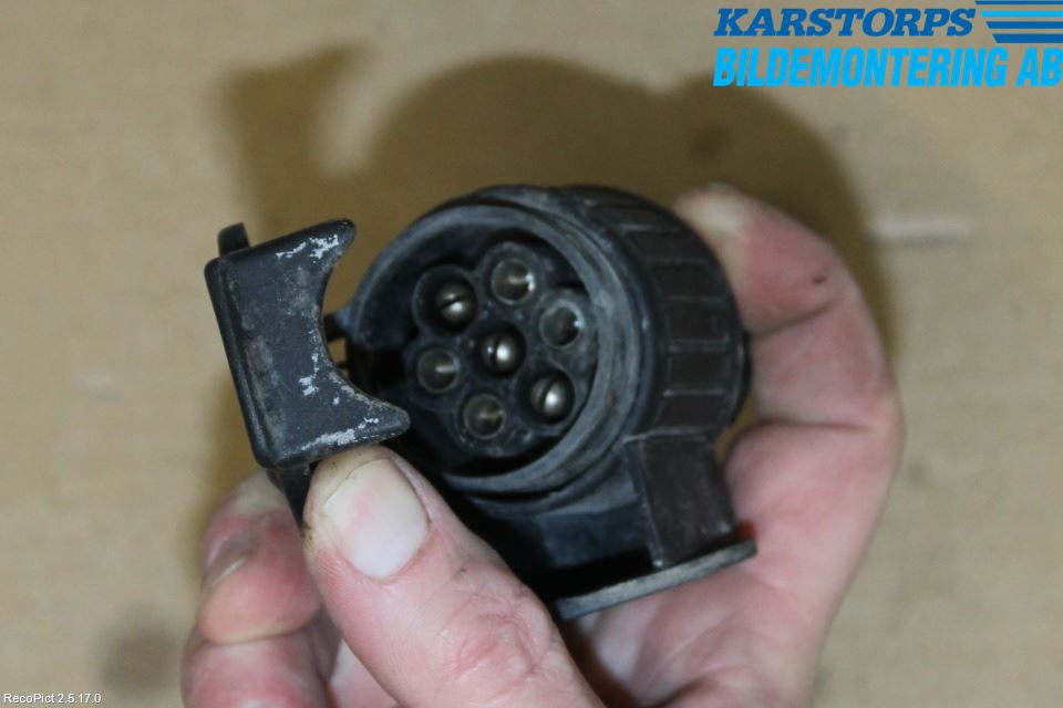 Volvo XC90 07-14 Dragkrok Elsats