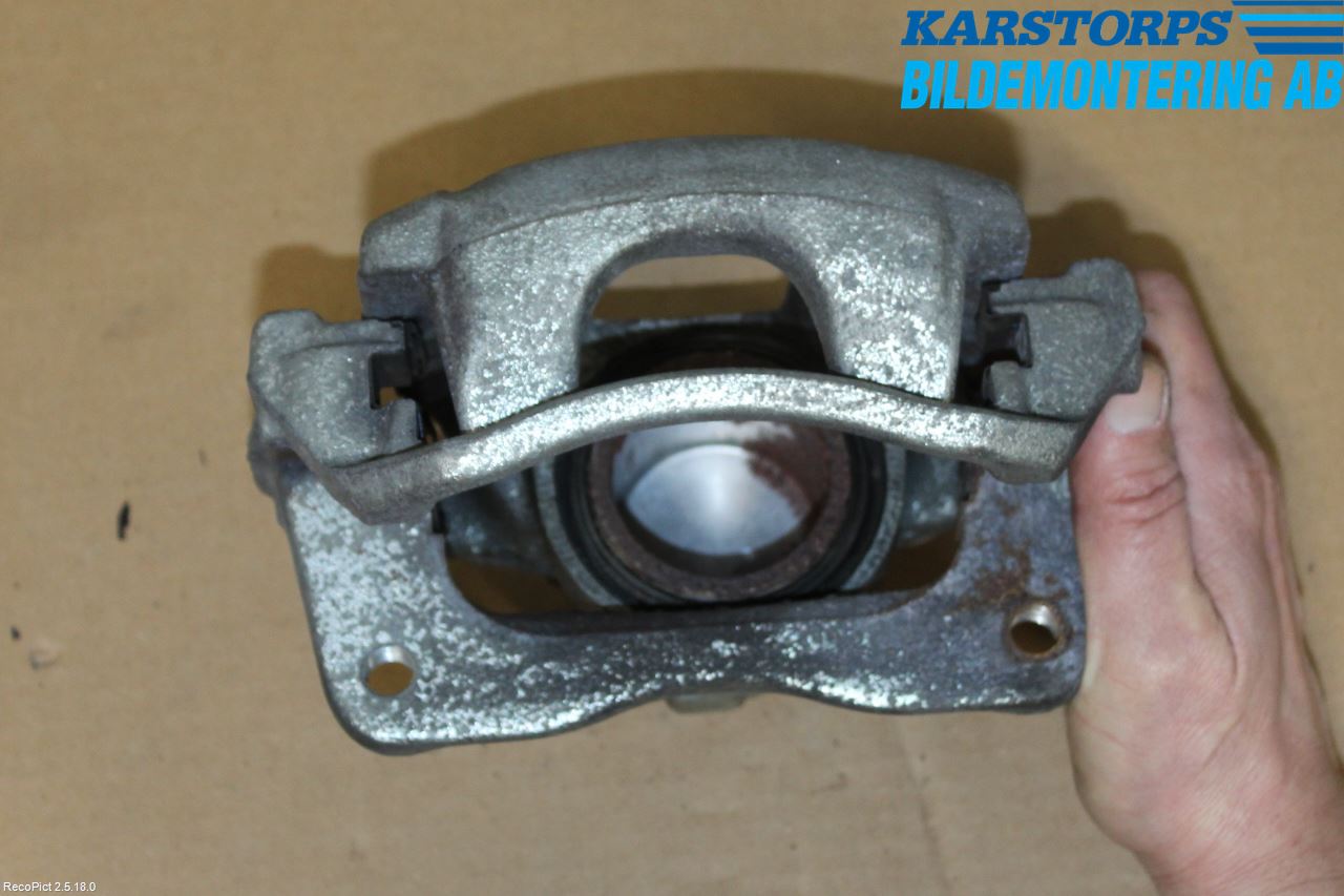 Toyota AURIS 13-19 Bromsok Fram Höger