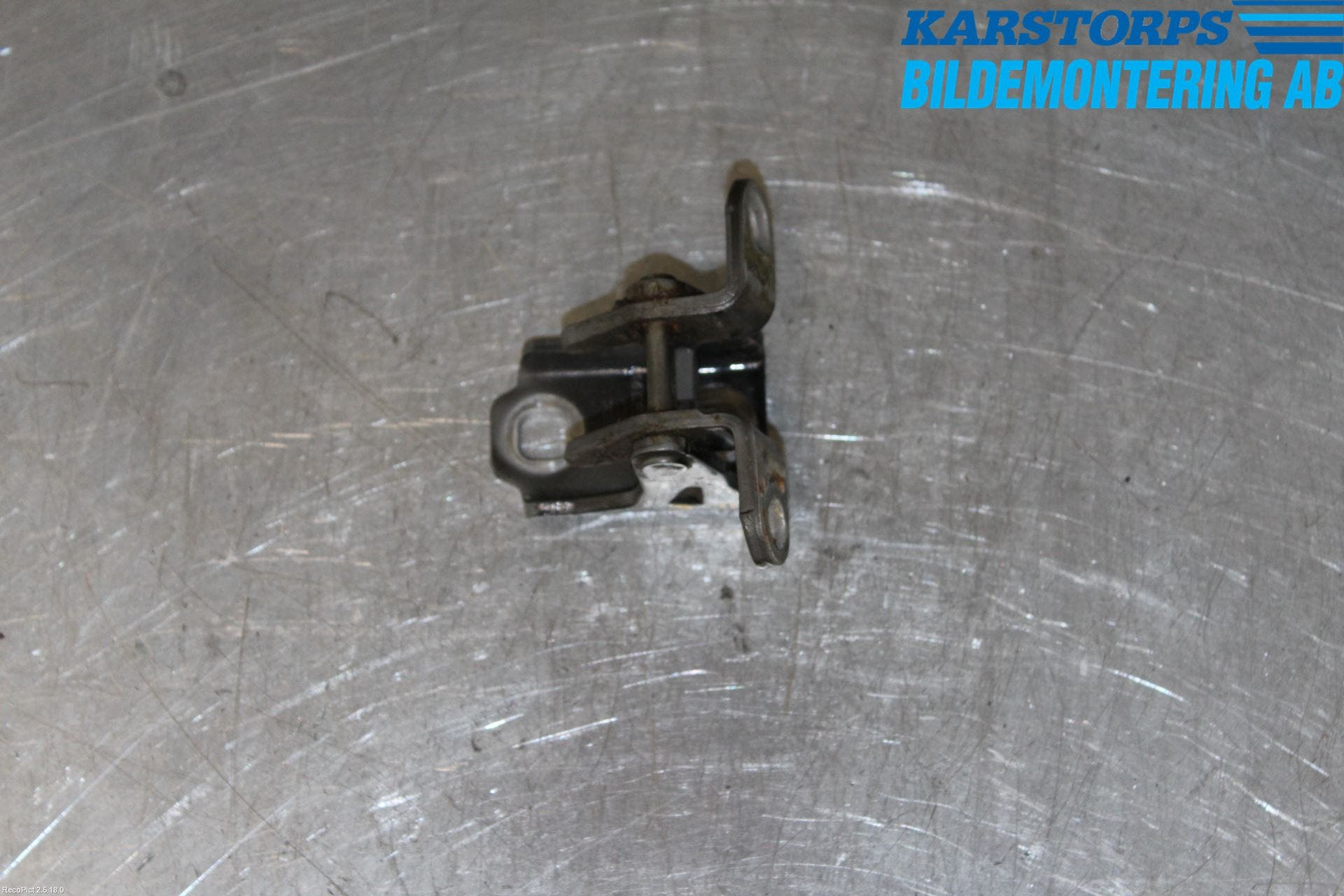 Saab 9-3 VER2/VER3 08-15 Dörrgångjärn